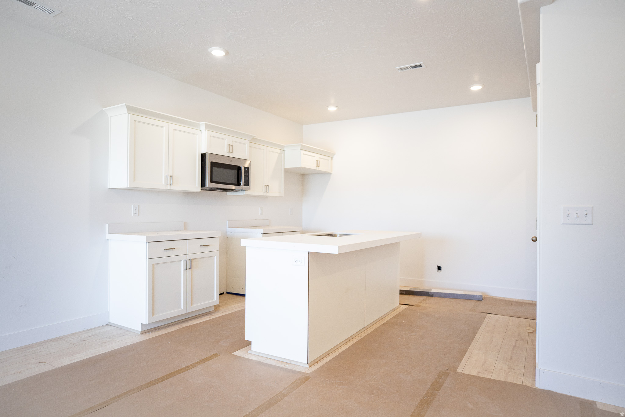 LOMOND HEIGHTS - Residential