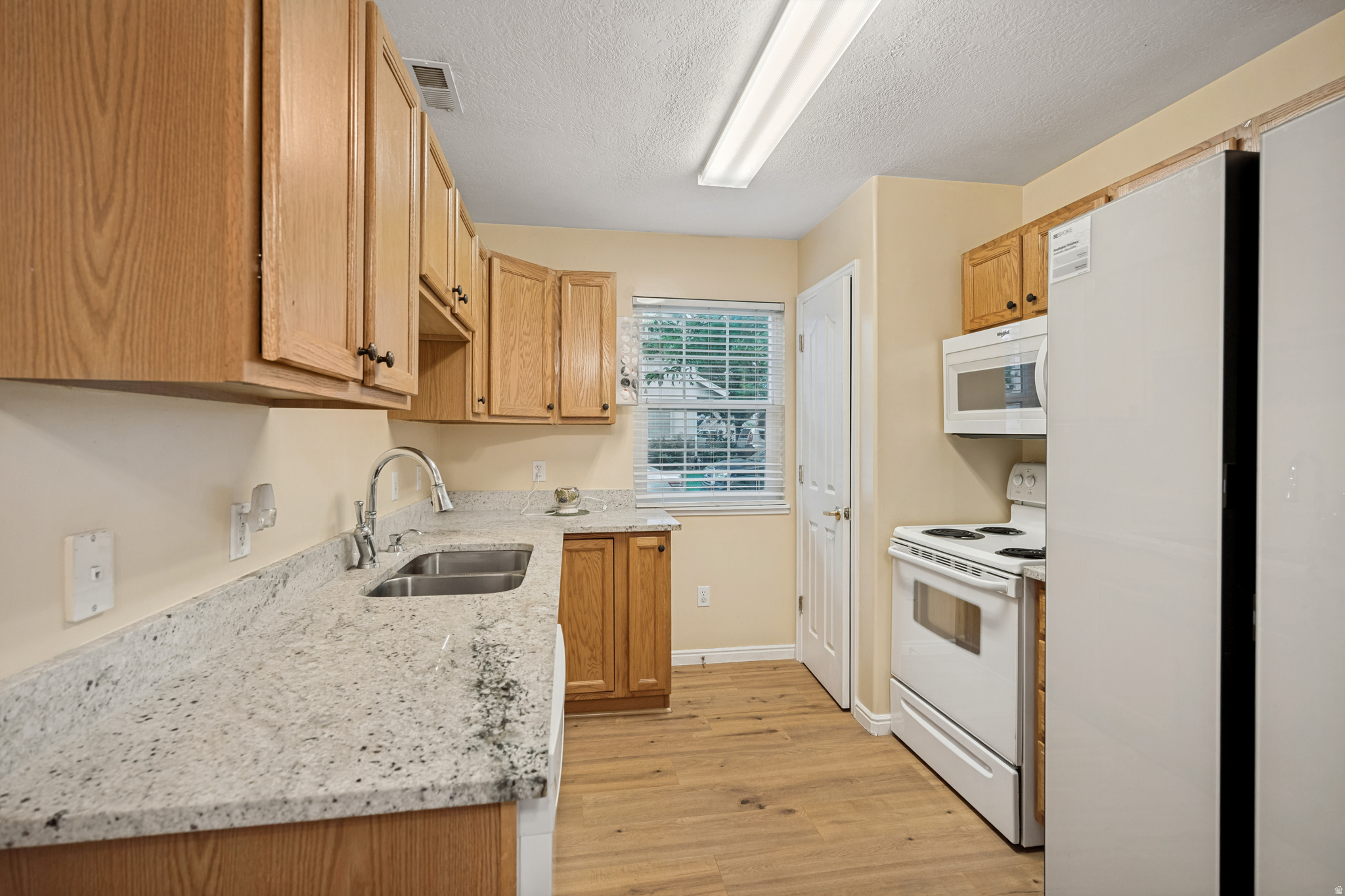 COMPASS RENAISSANCE - Residential