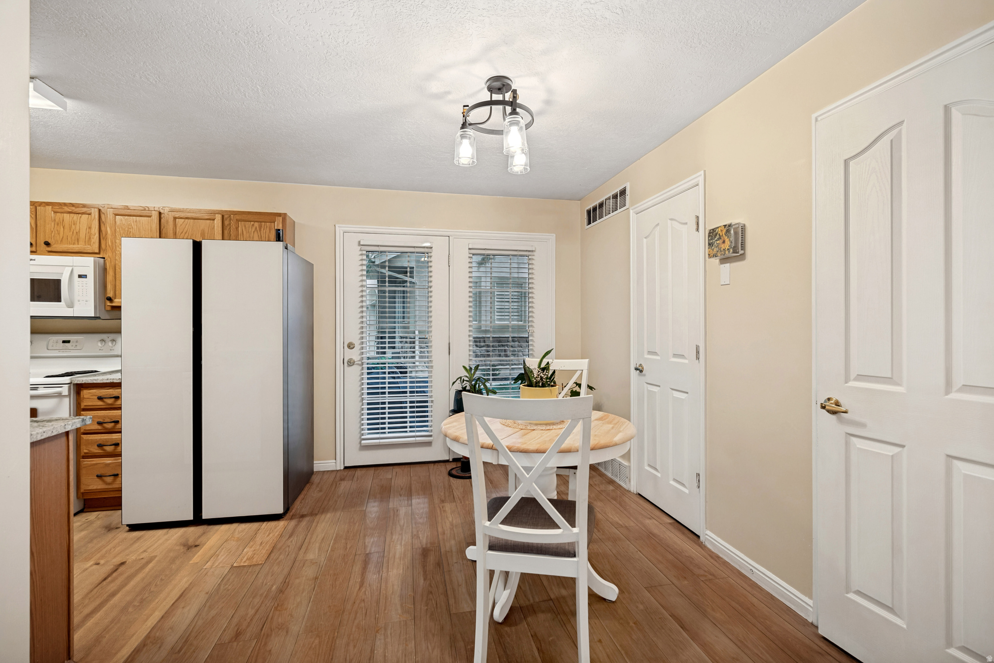 COMPASS RENAISSANCE - Residential