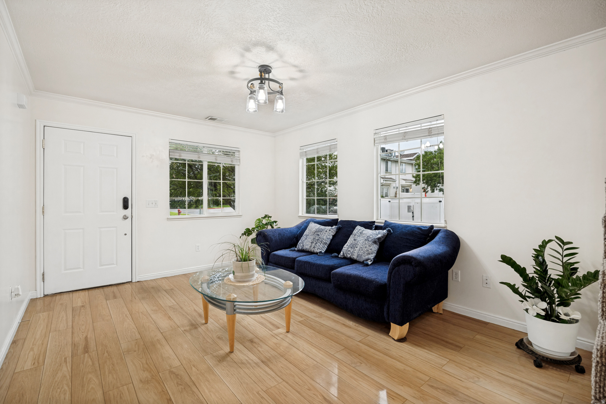 COMPASS RENAISSANCE - Residential