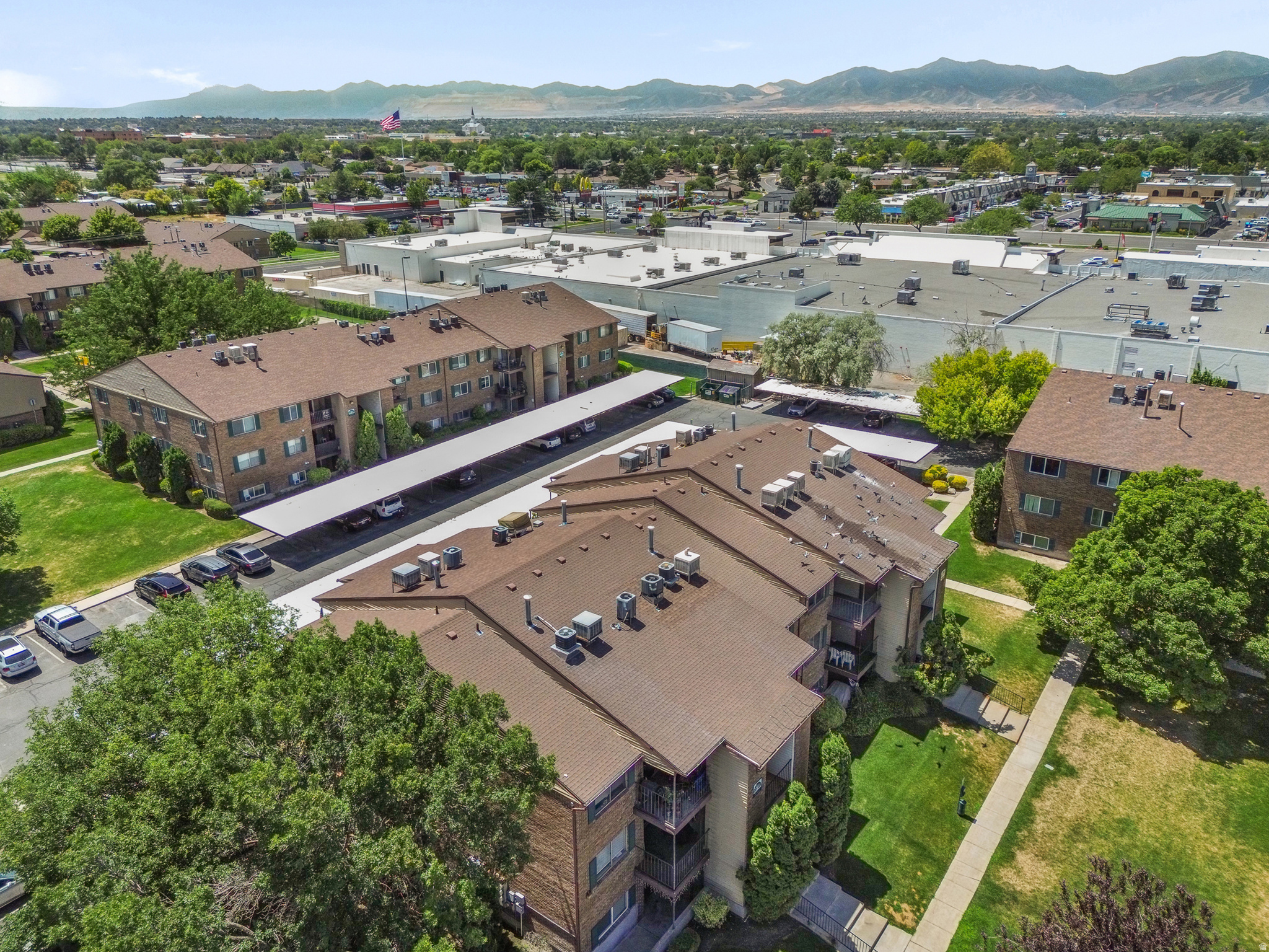 MEADOWS - Residential