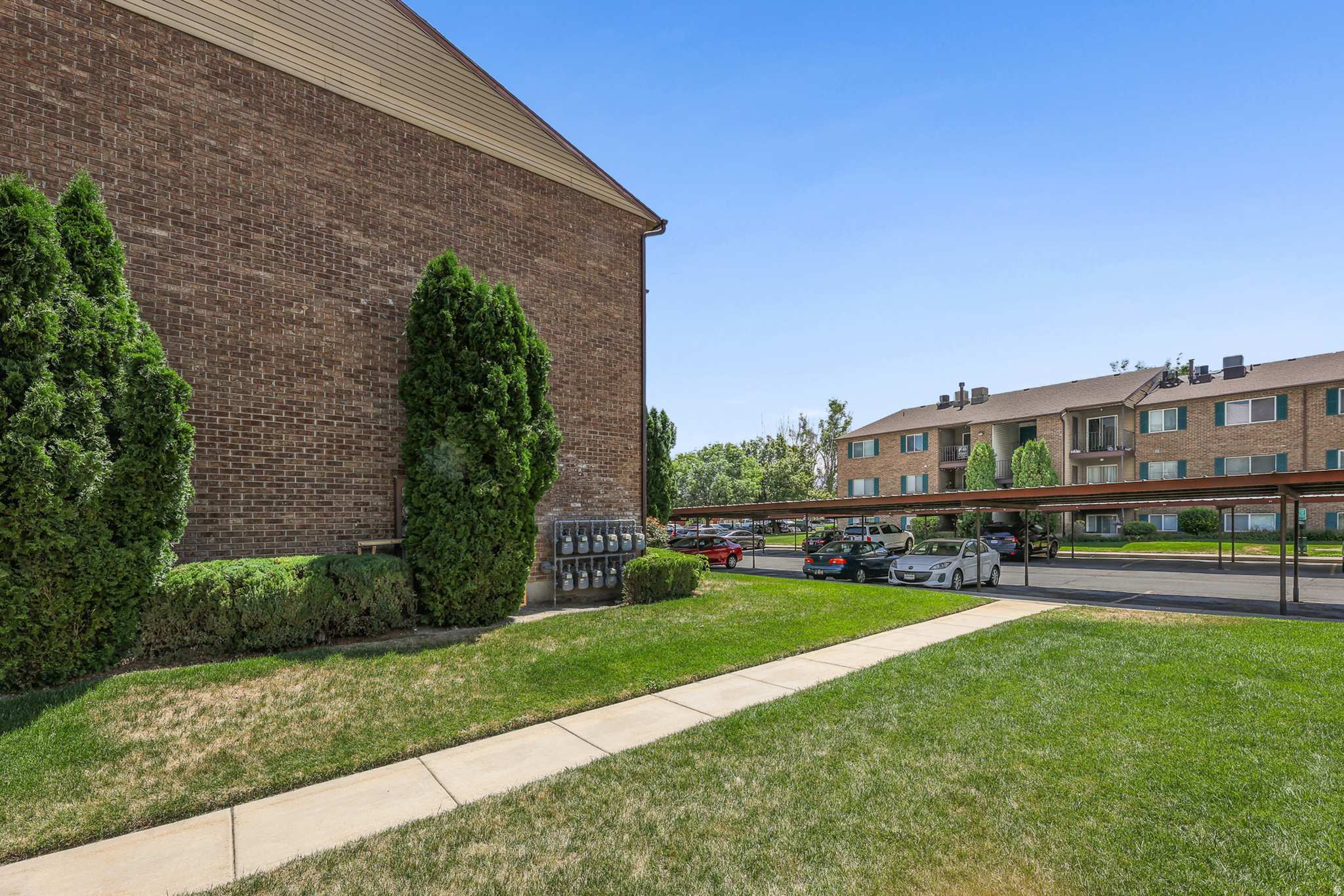 MEADOWS - Residential