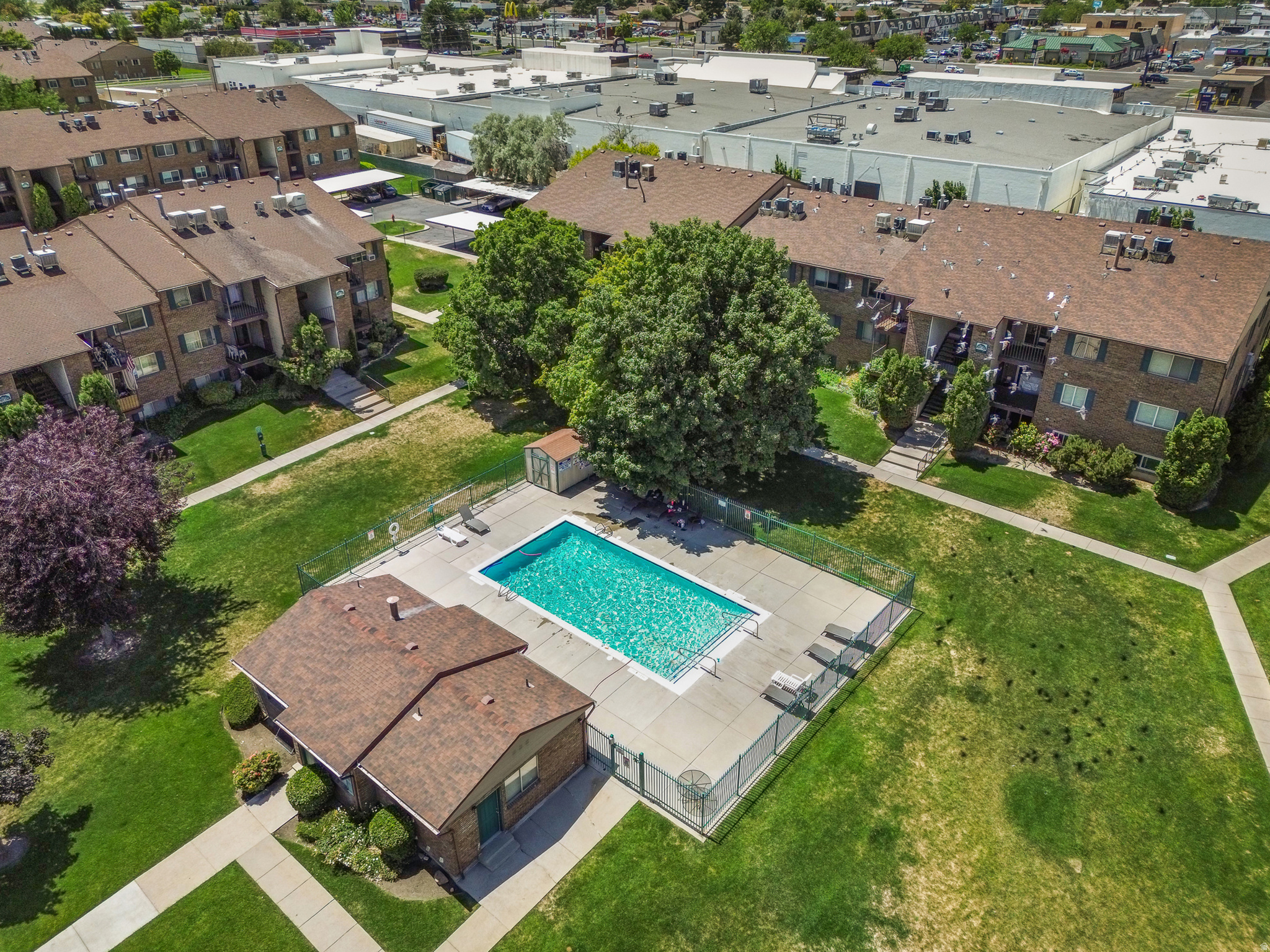 MEADOWS - Residential
