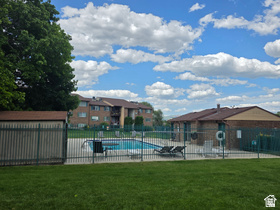 MEADOWS - Residential
