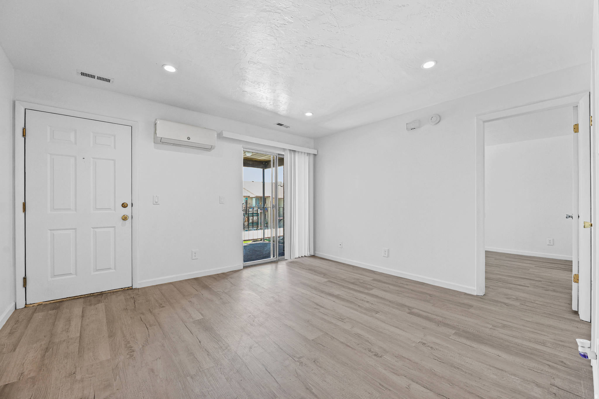 MEADOWS - Residential