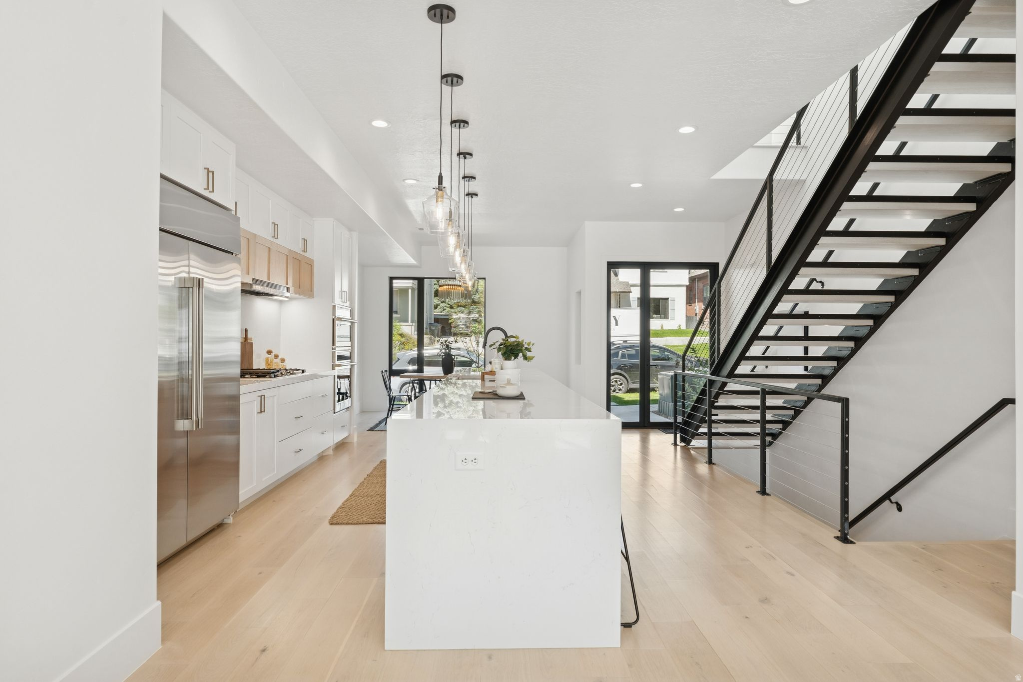 3RD AVENUE TOWNHOMES - Residential