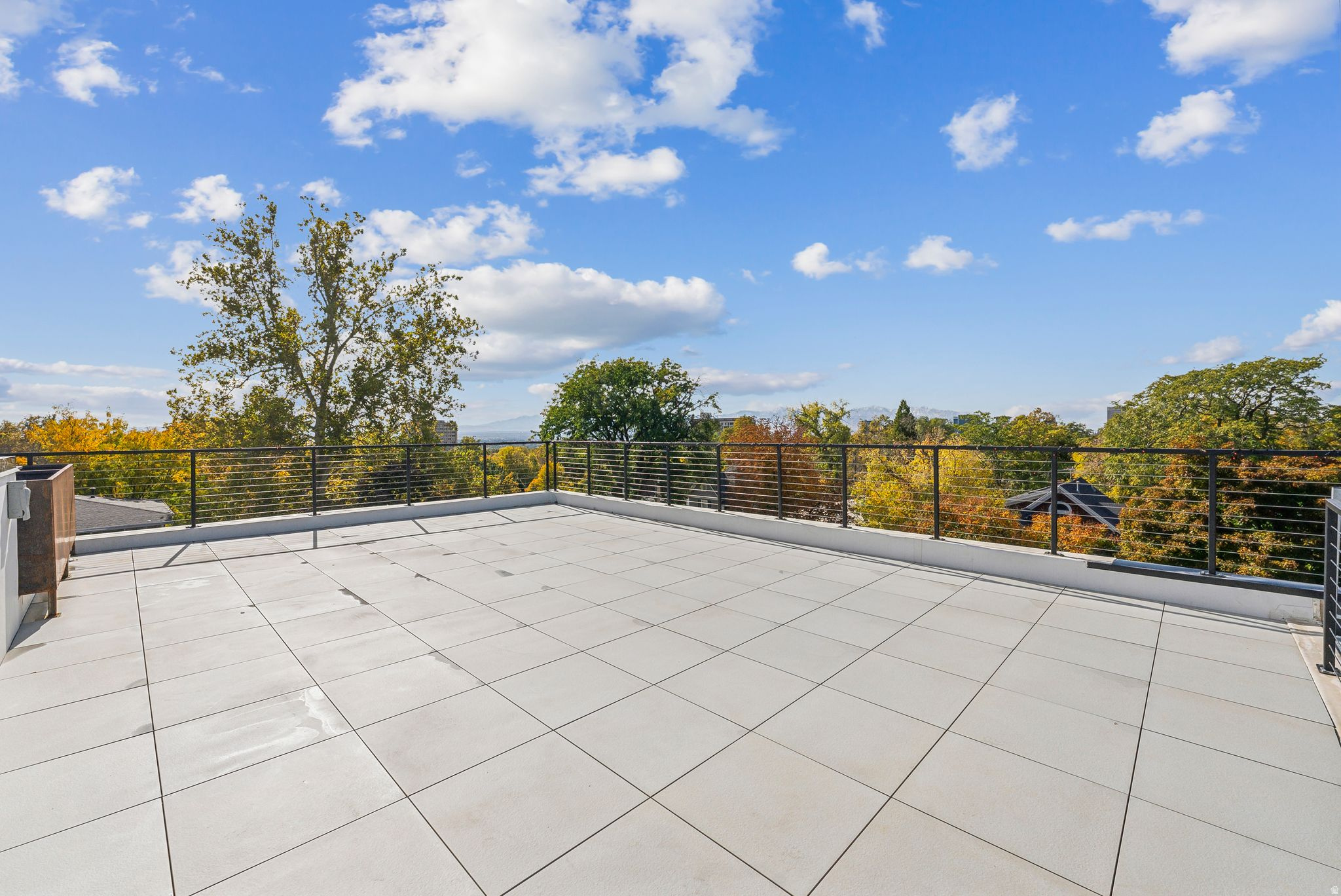 3RD AVENUE TOWNHOMES - Residential