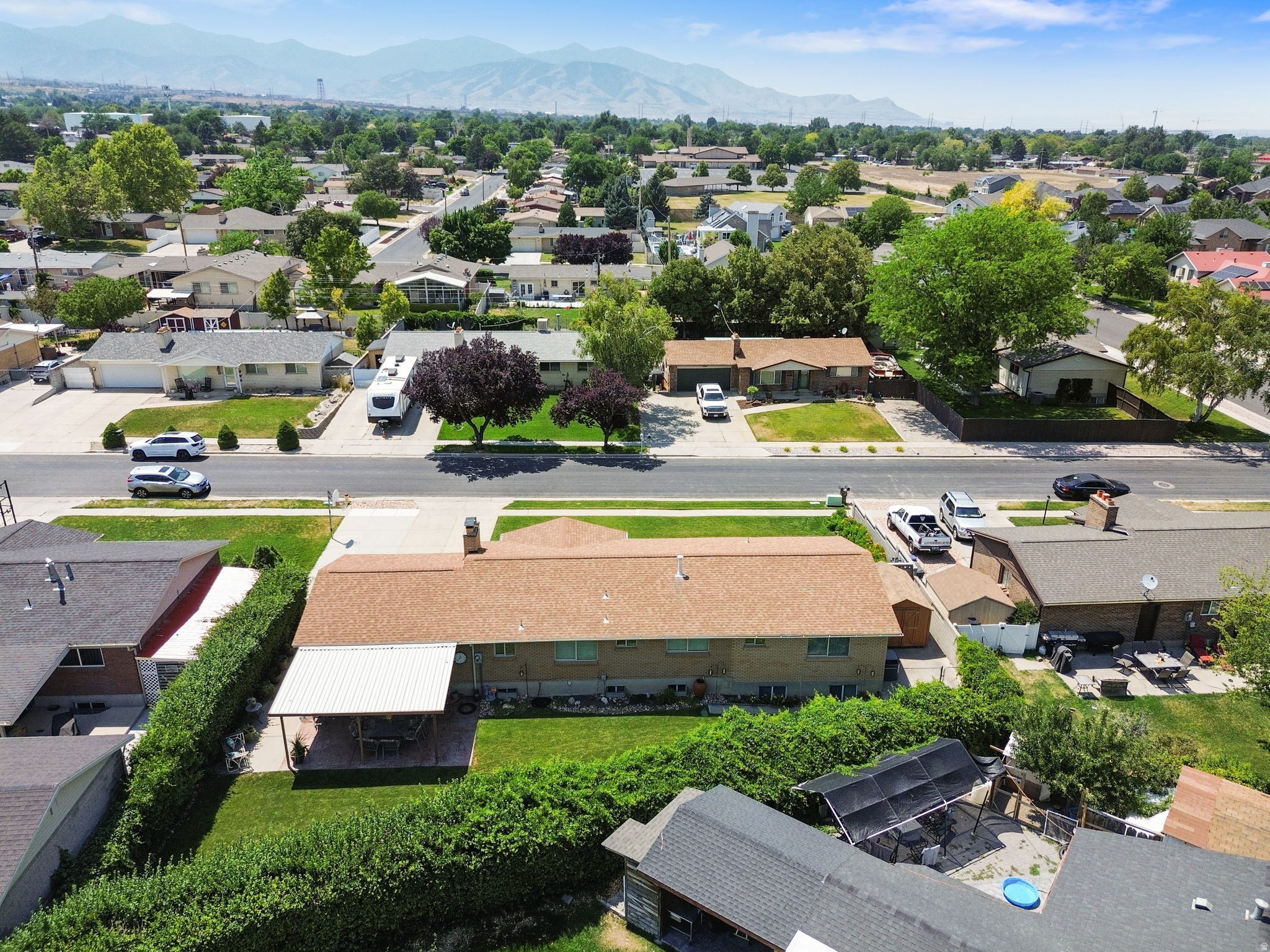 COLONY WEST #8 - Residential