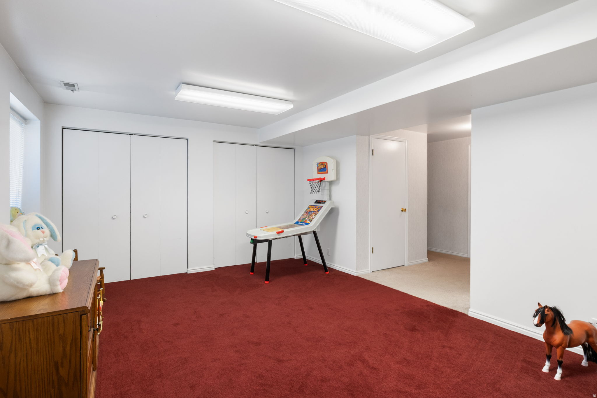 COLONY WEST #8 - Residential