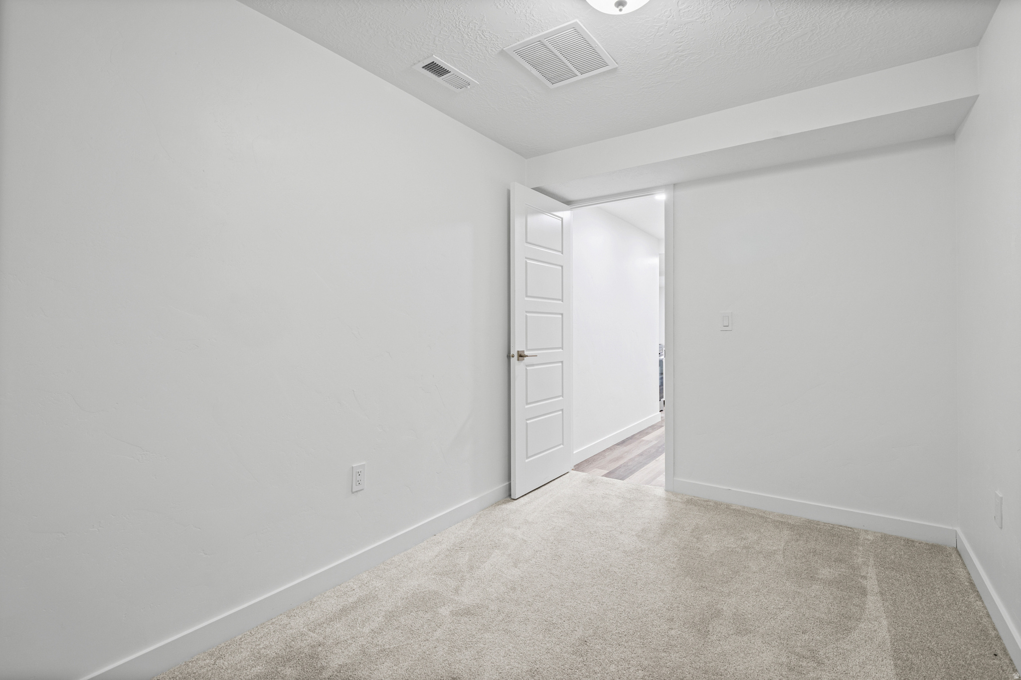 EAGLEWOOD VILLAGE - Residential