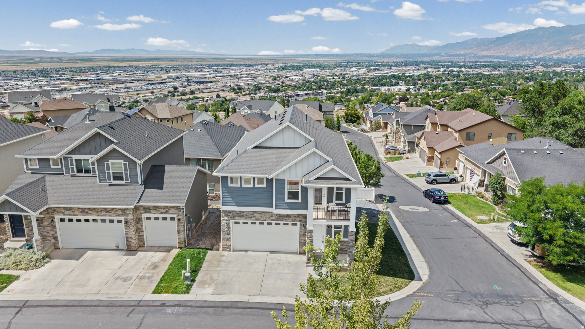 EAGLEWOOD VILLAGE - Residential