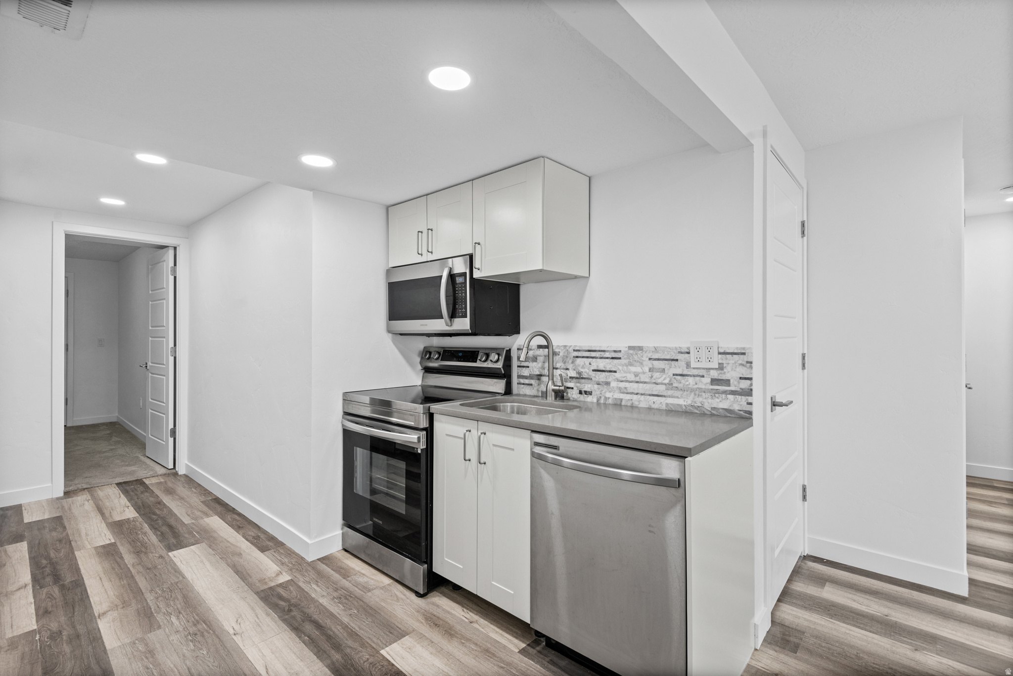 EAGLEWOOD VILLAGE - Residential