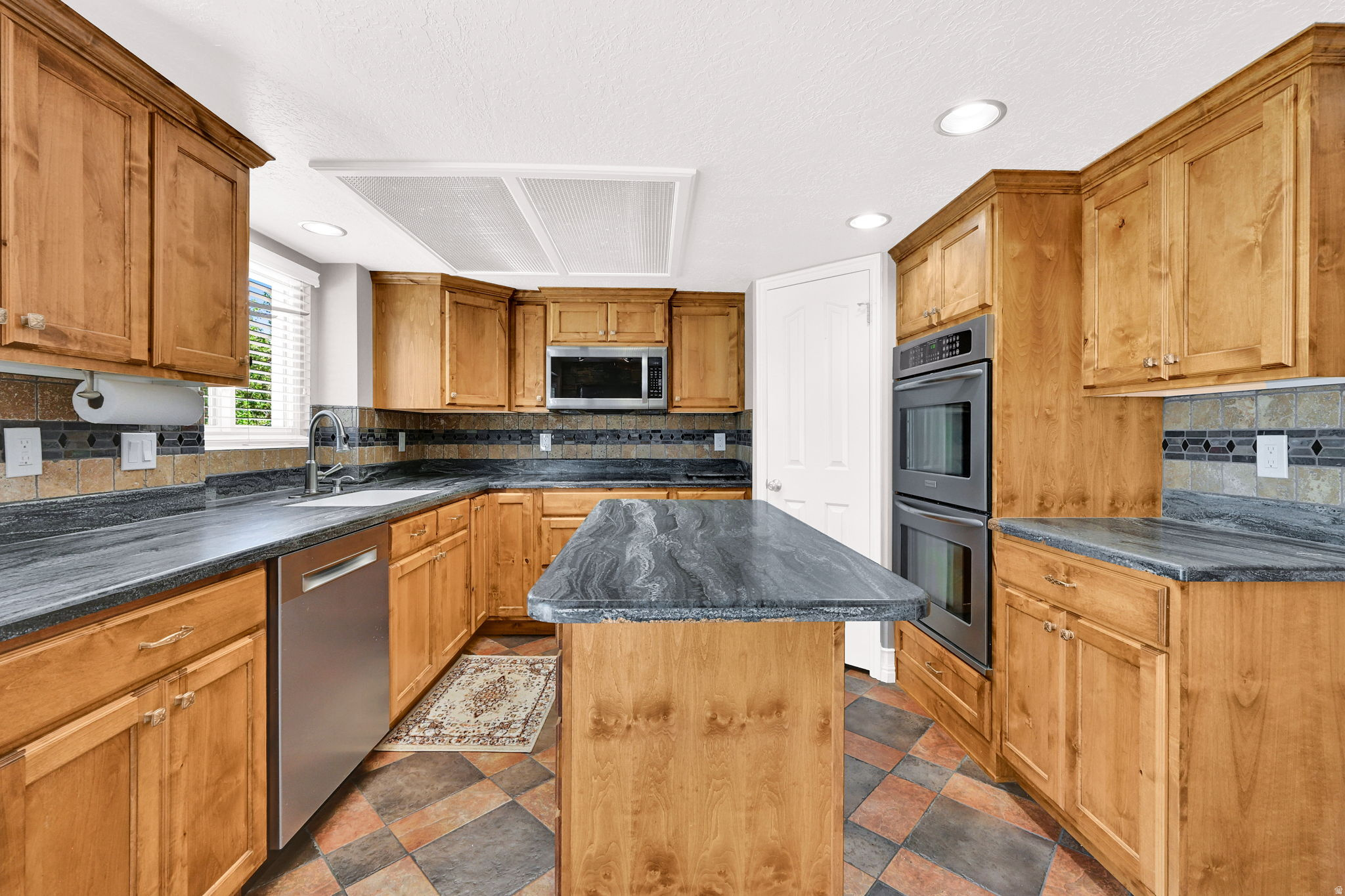 ROLLING OAKS SUB #02 - Residential