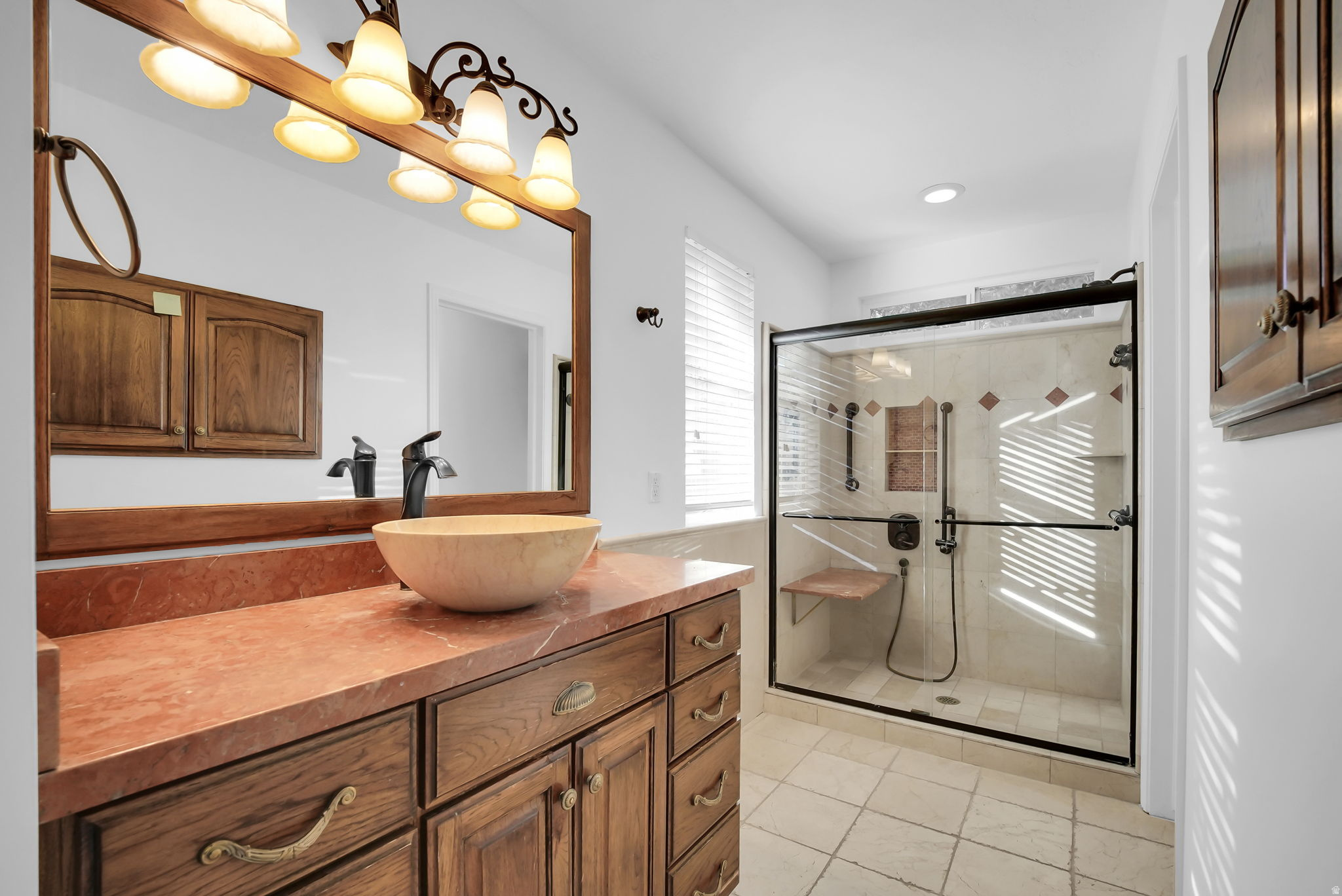 OAKRIDGE PARK ESTATE - Residential
