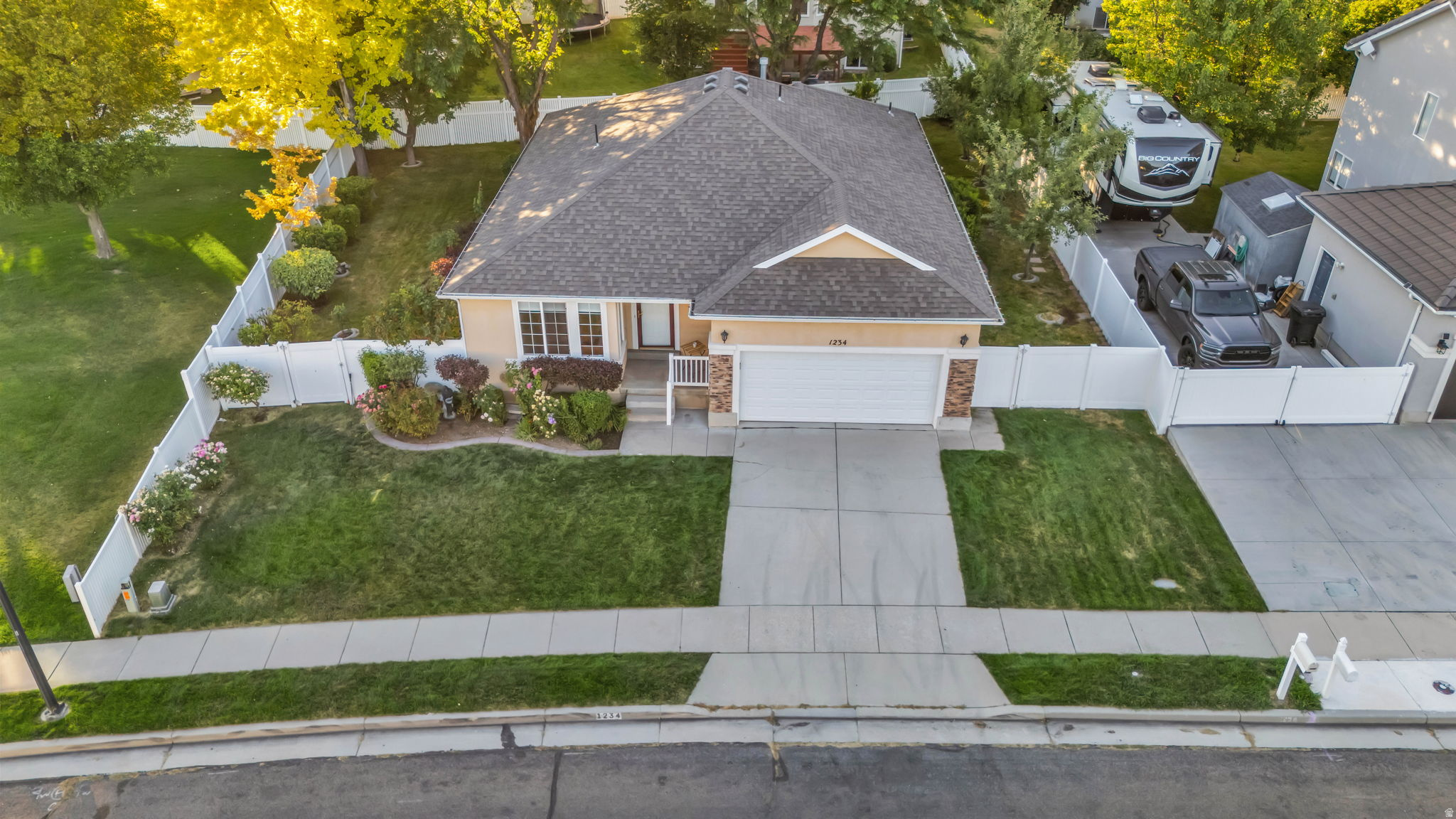 OAKRIDGE PARK ESTATE - Residential