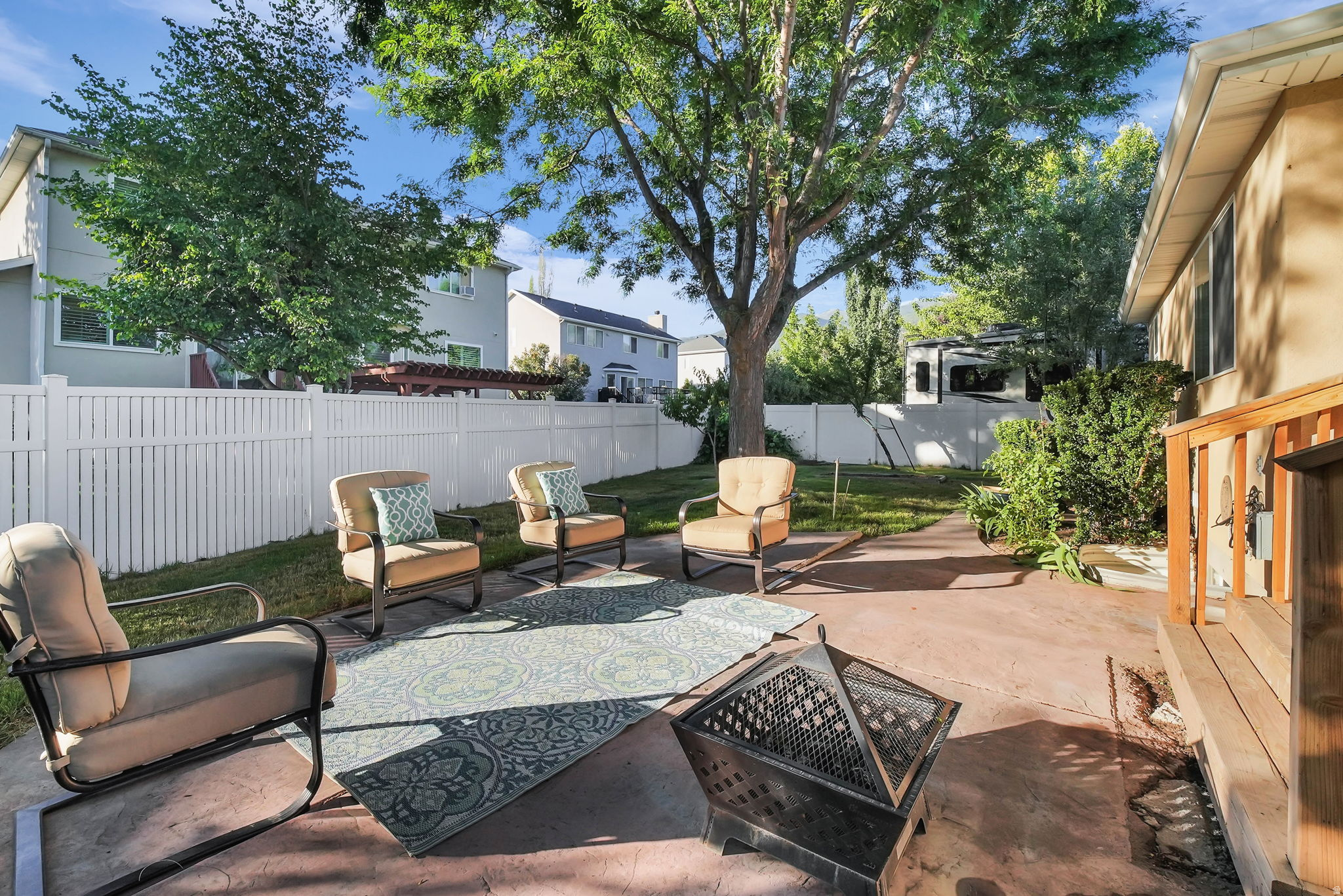 OAKRIDGE PARK ESTATE - Residential