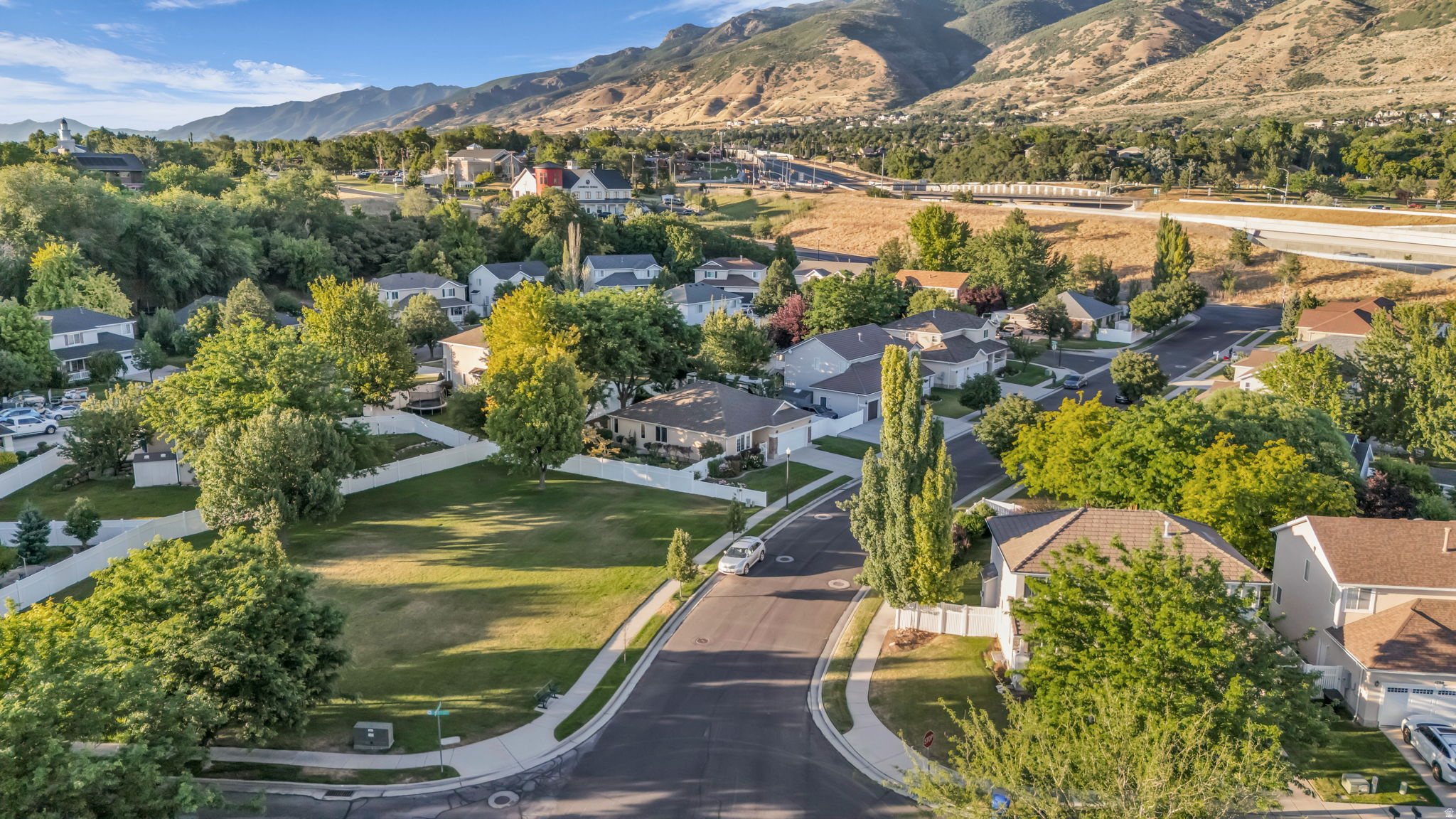 OAKRIDGE PARK ESTATE - Residential