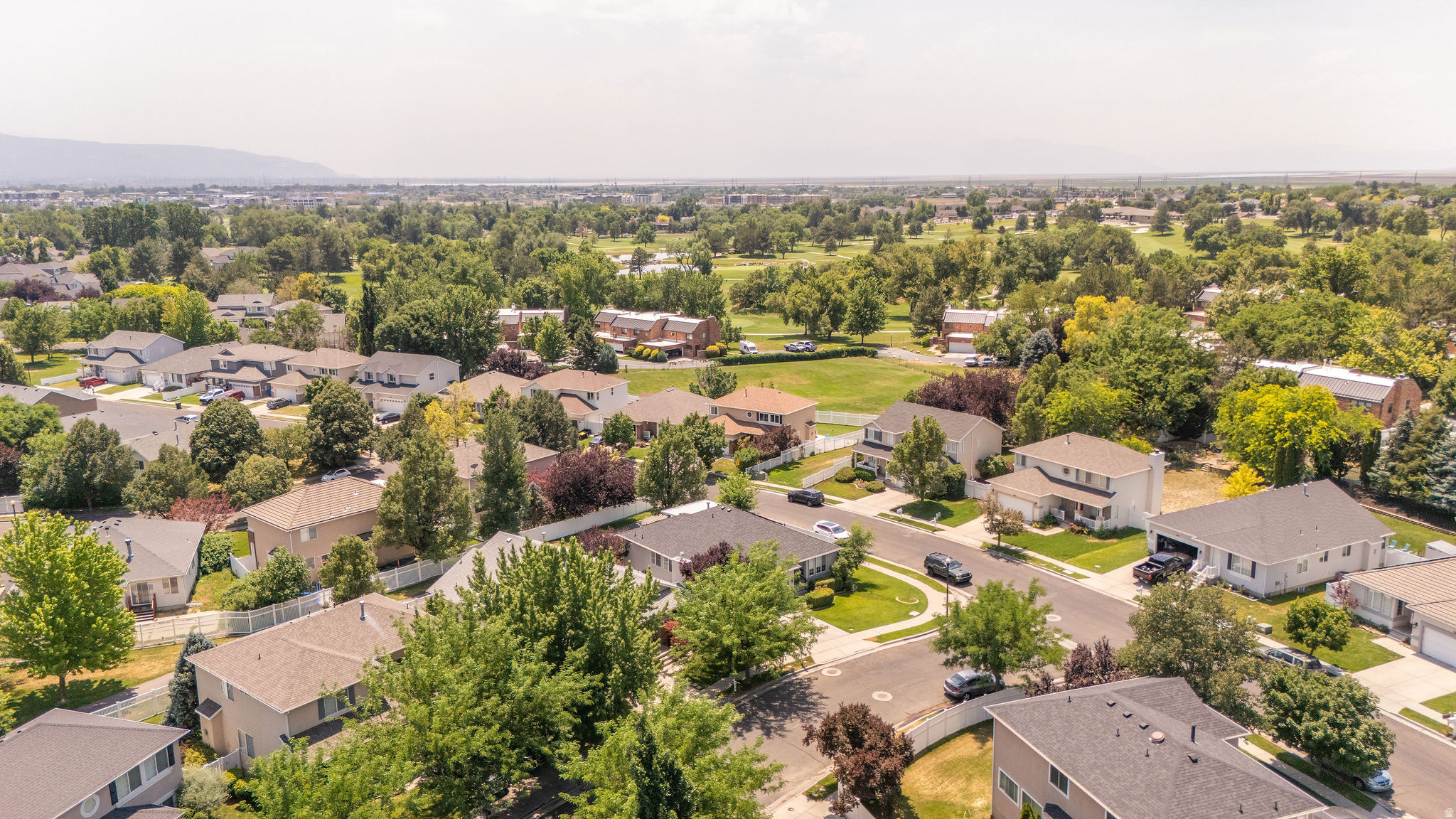 OAKRIDGE PARK - Residential