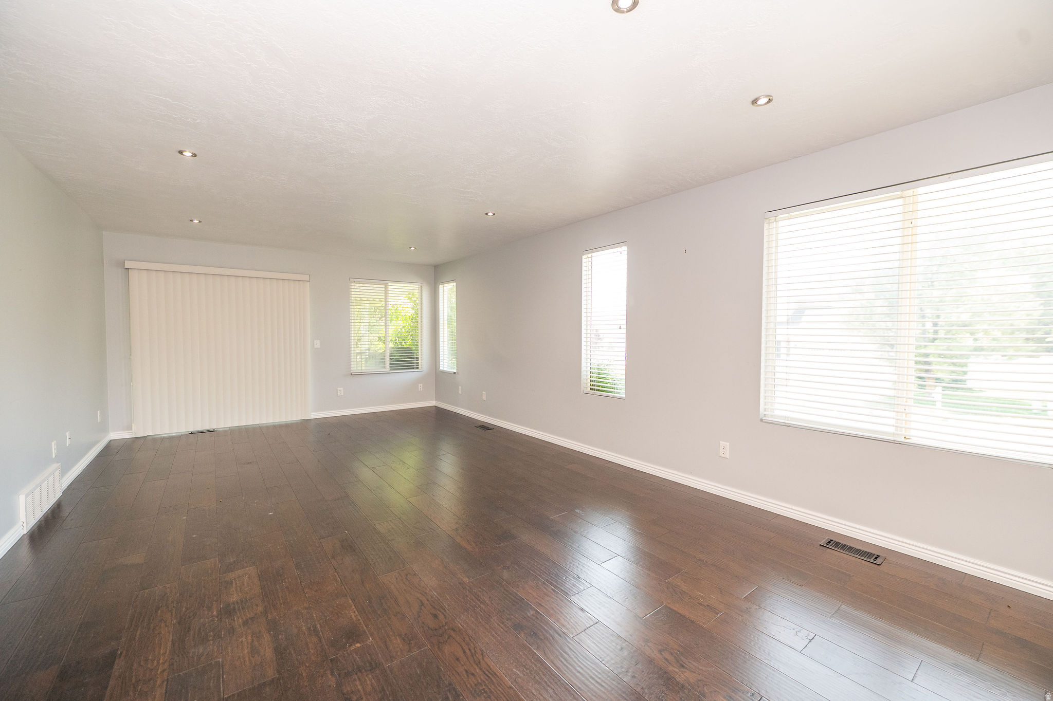 OAKRIDGE PARK - Residential