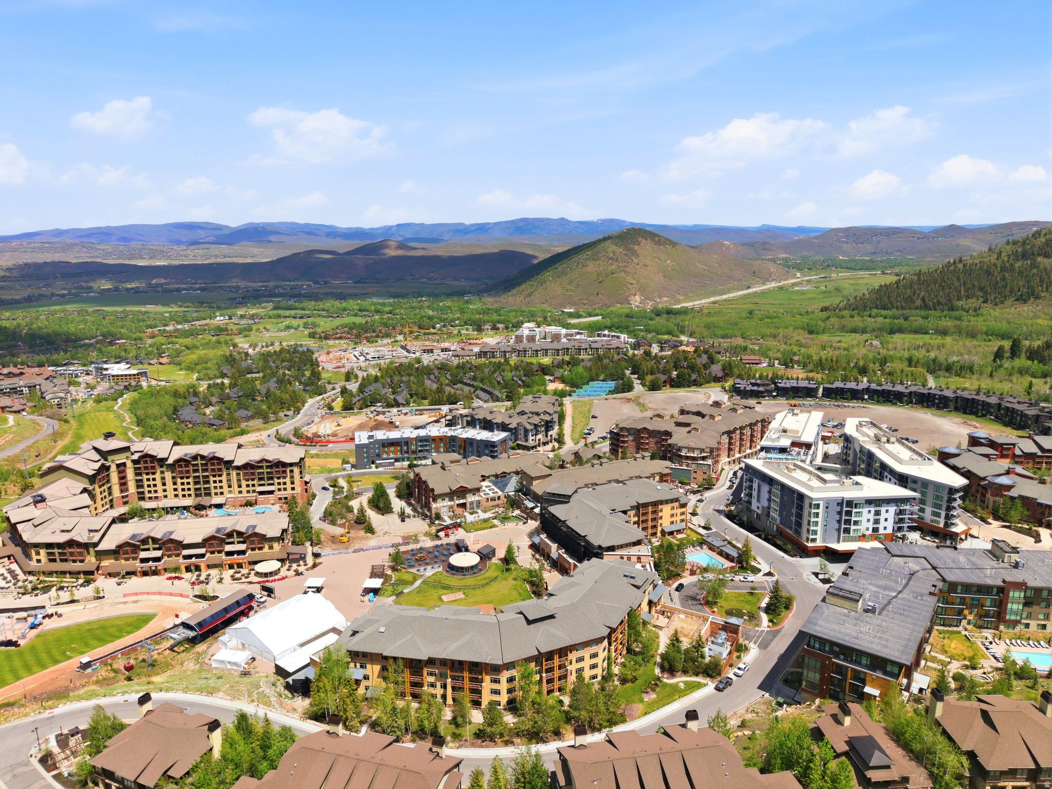 CANYONS CONDOMINIUM - Residential