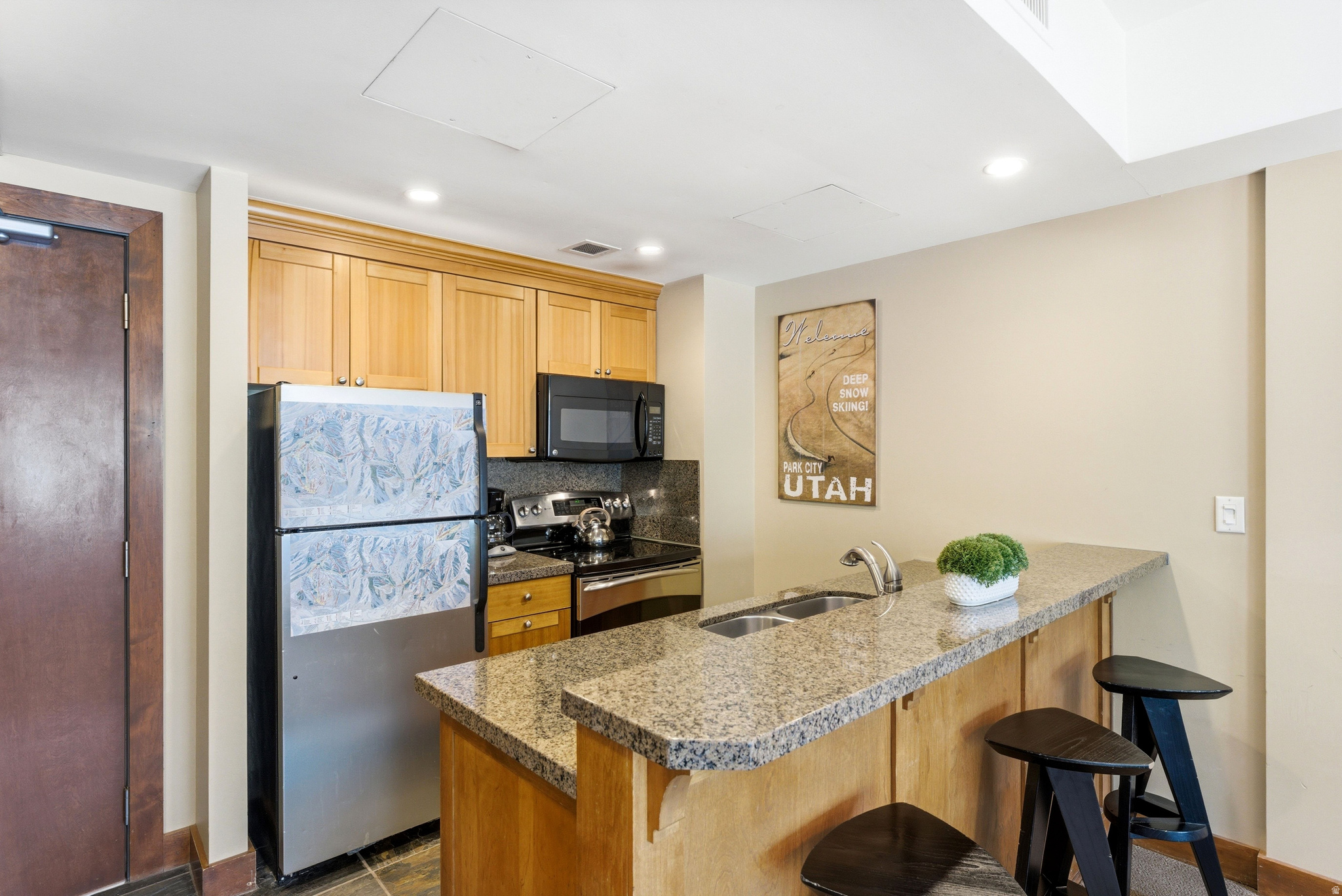 CANYONS CONDOMINIUM - Residential