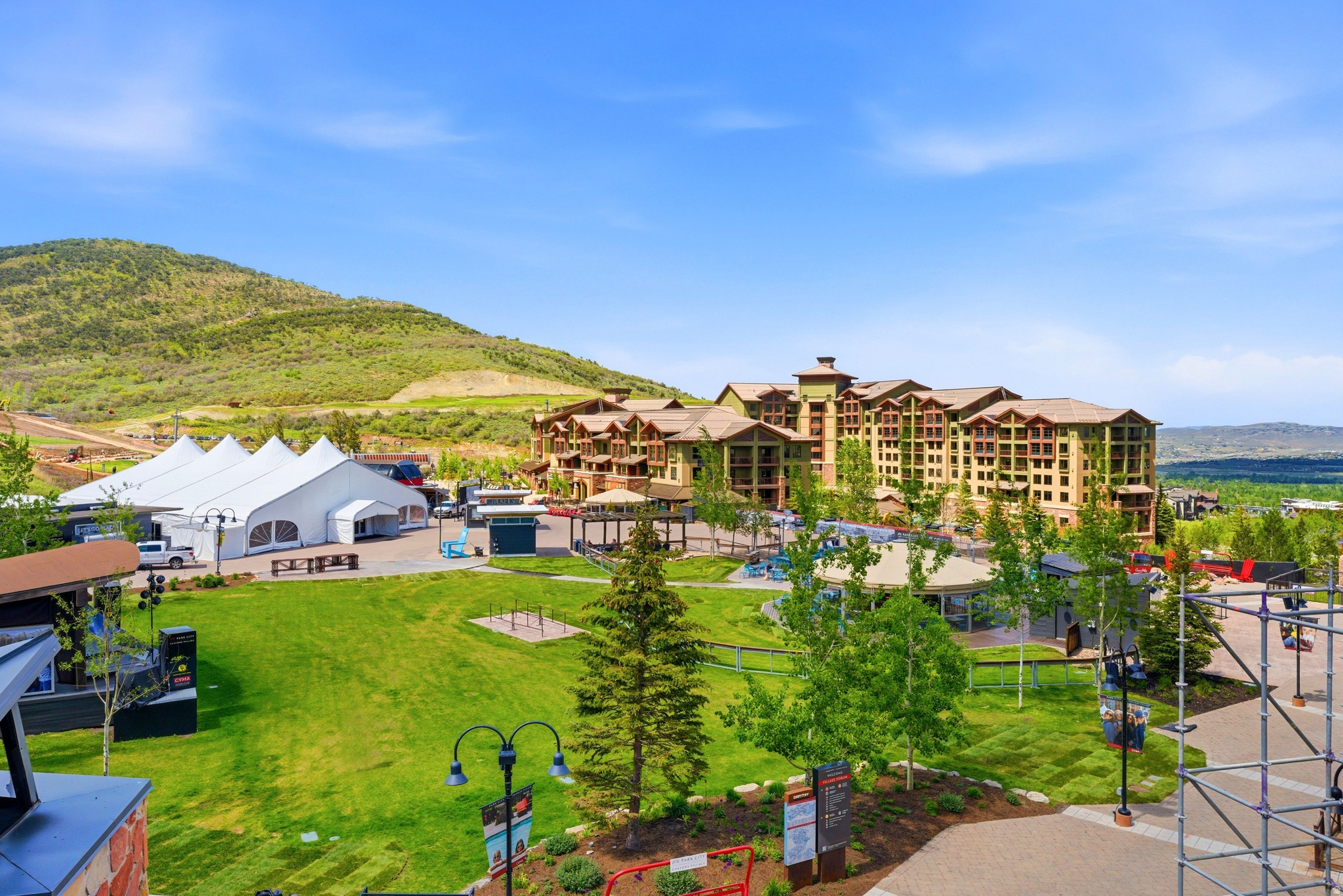 CANYONS CONDOMINIUM - Residential