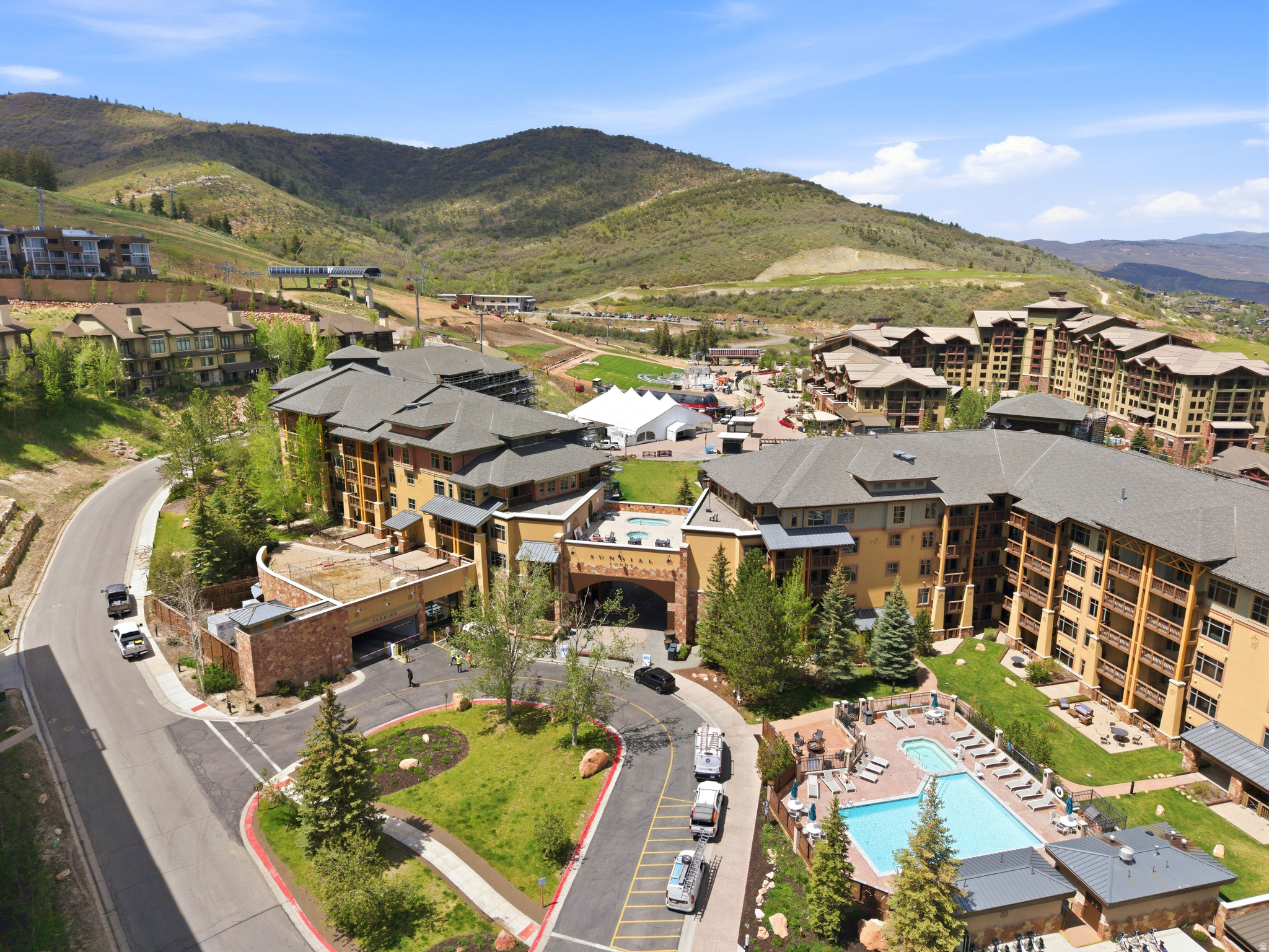 CANYONS CONDOMINIUM - Residential