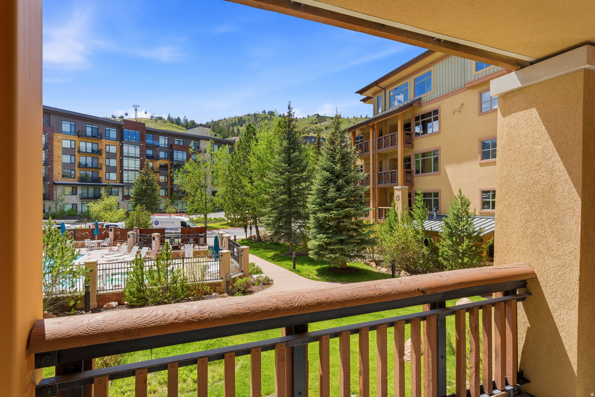 CANYONS CONDOMINIUM - Residential