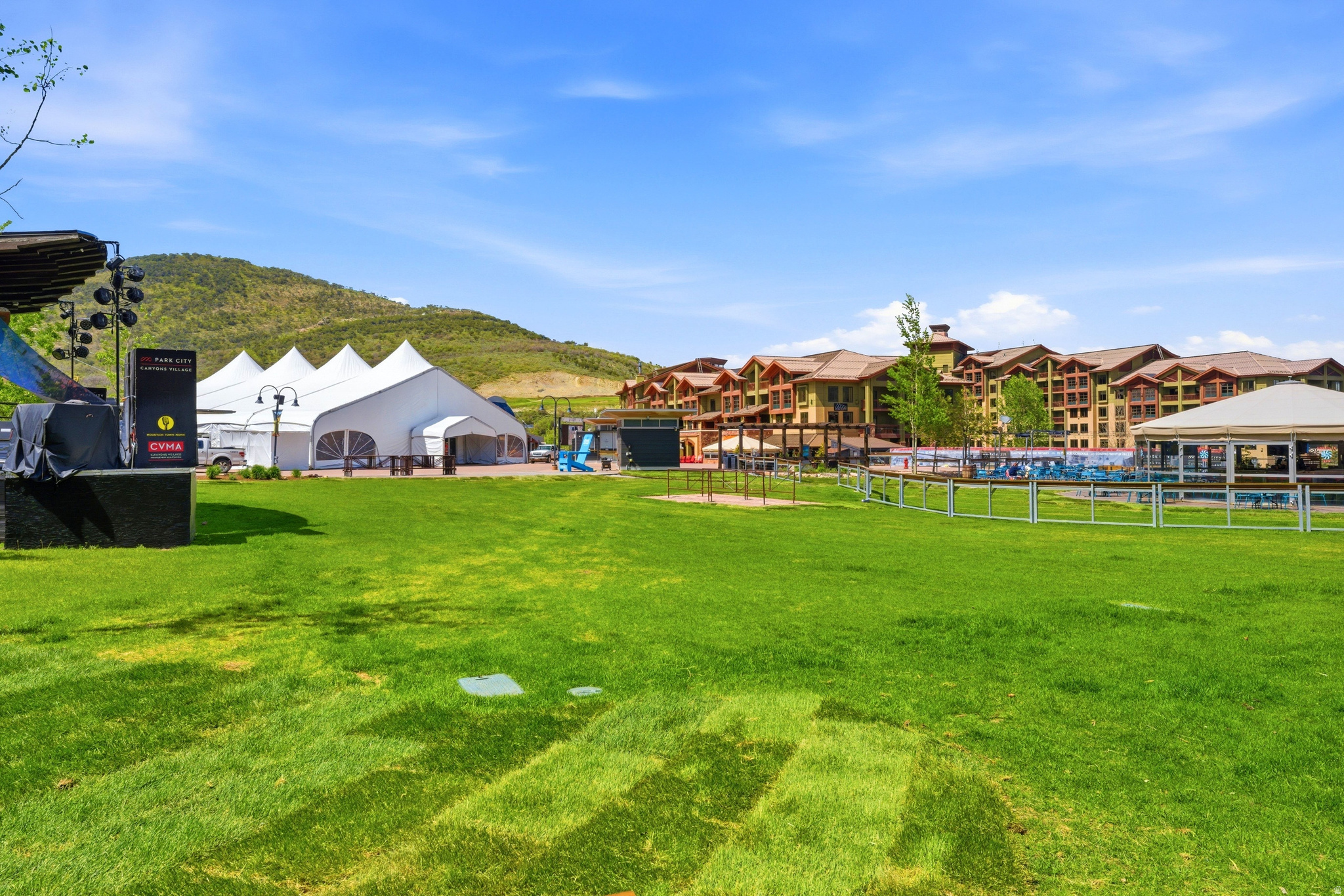 CANYONS CONDOMINIUM - Residential