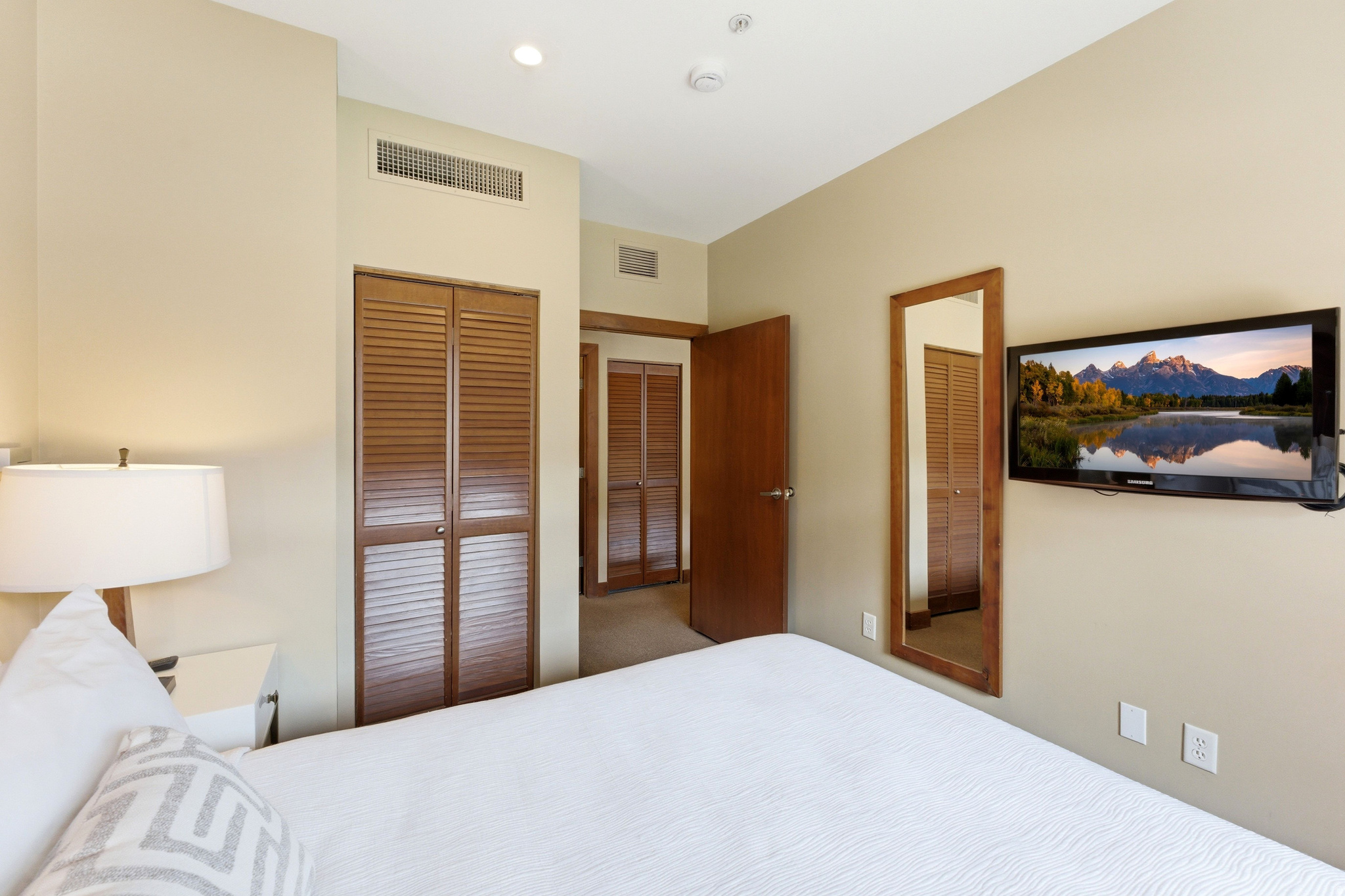 CANYONS CONDOMINIUM - Residential