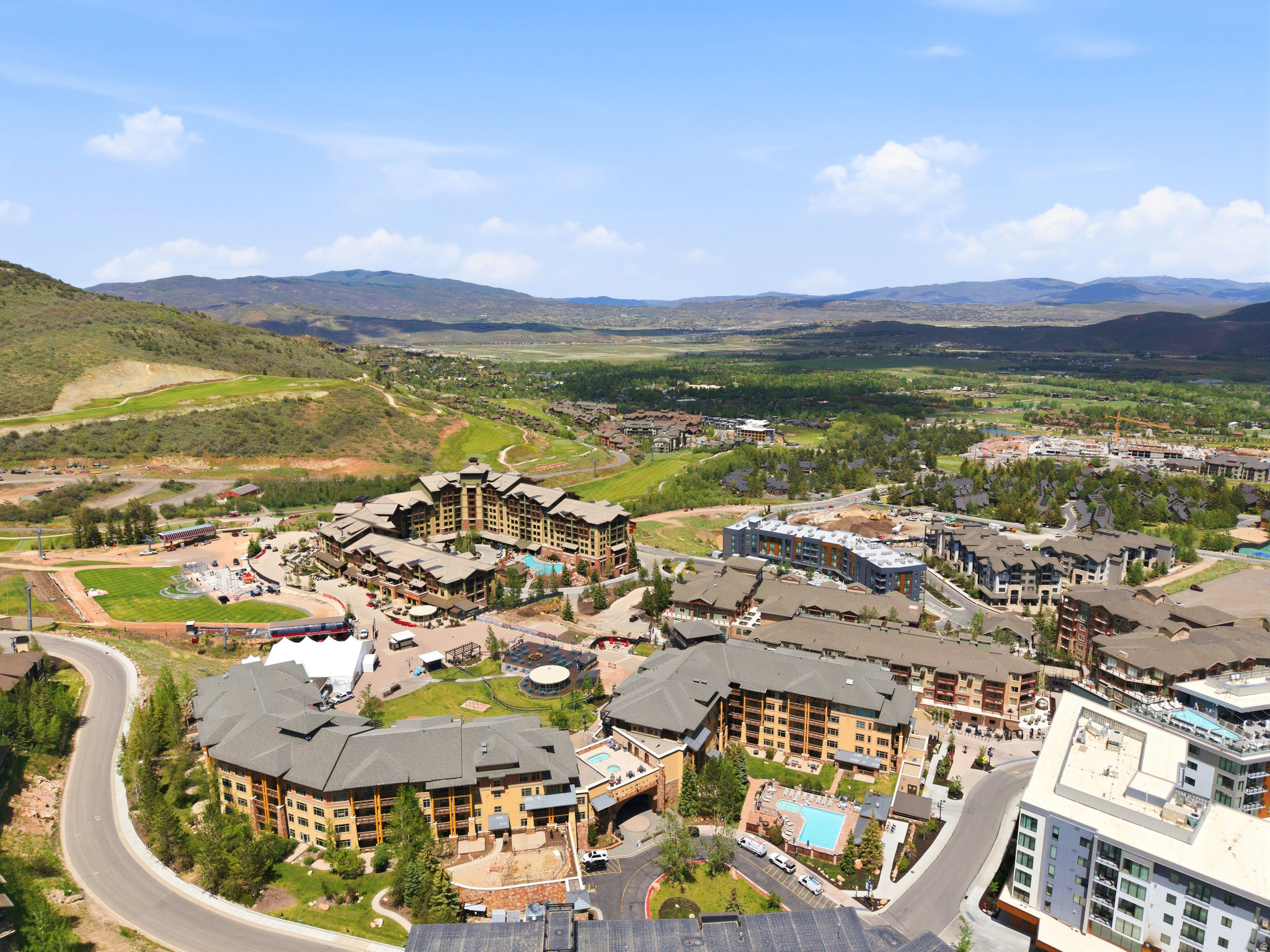 CANYONS CONDOMINIUM - Residential