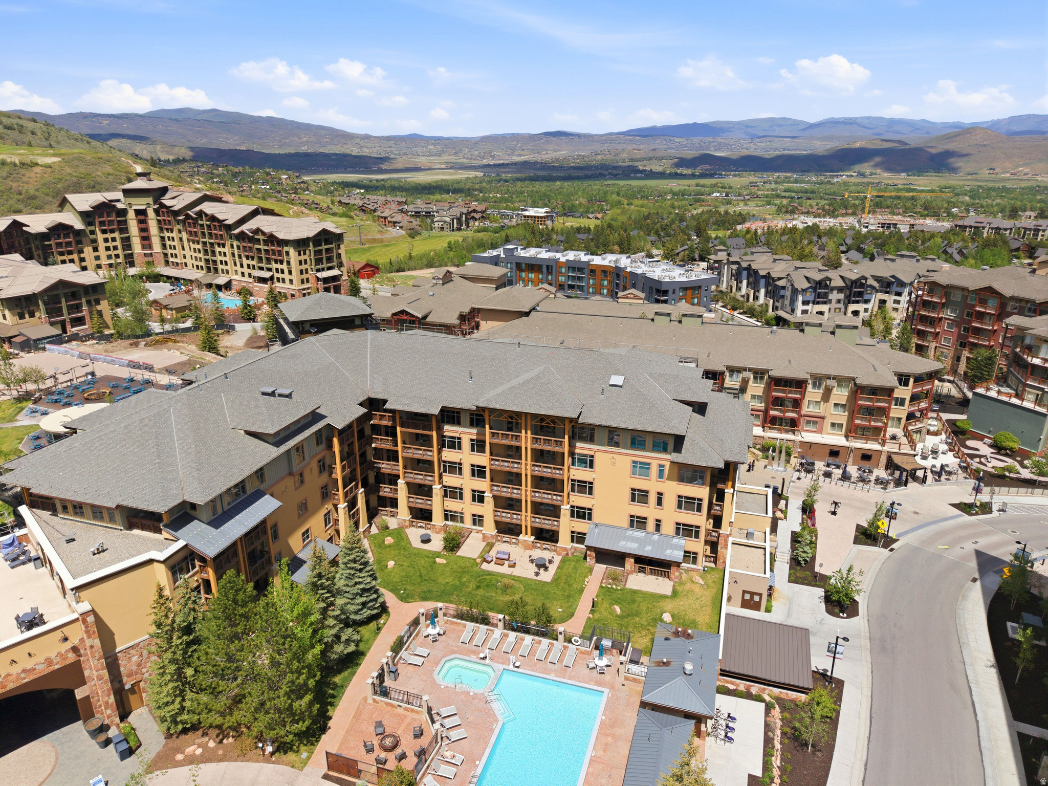 CANYONS CONDOMINIUM - Residential