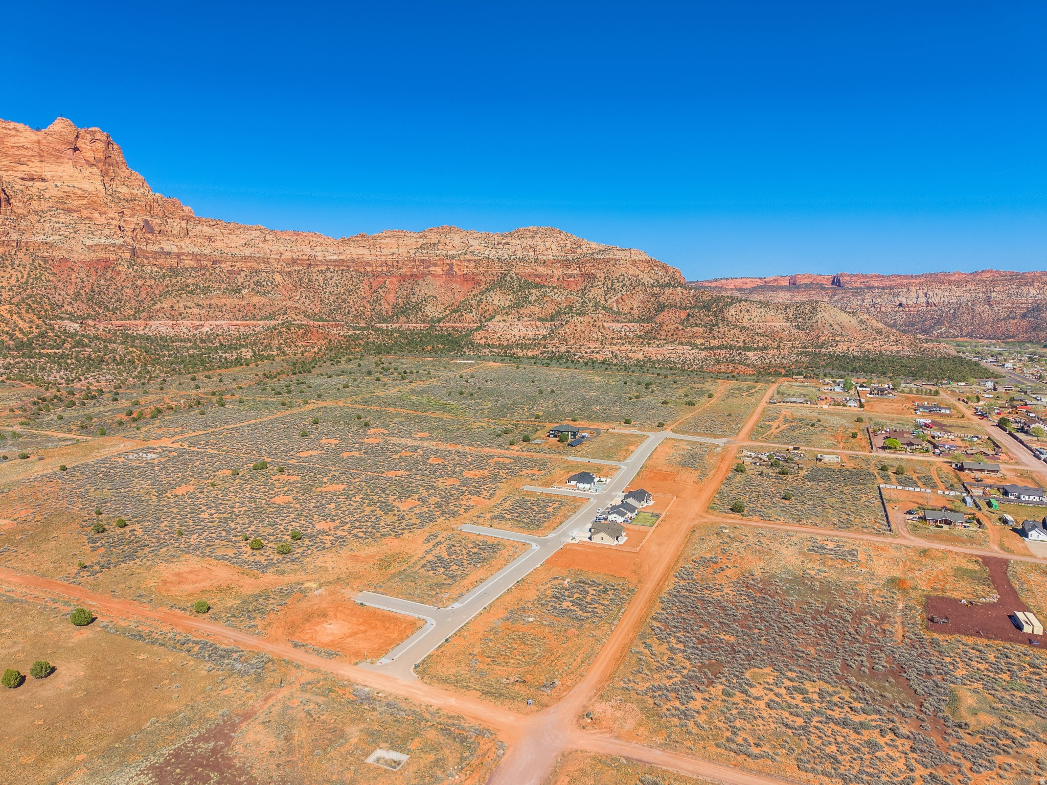 HEIGHTS SUB - Land