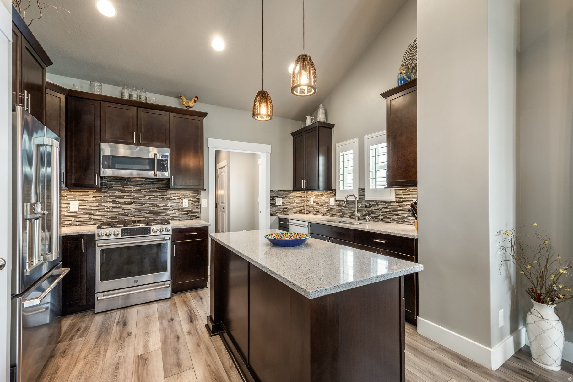 KENNECOTT DAYBREAK - Residential
