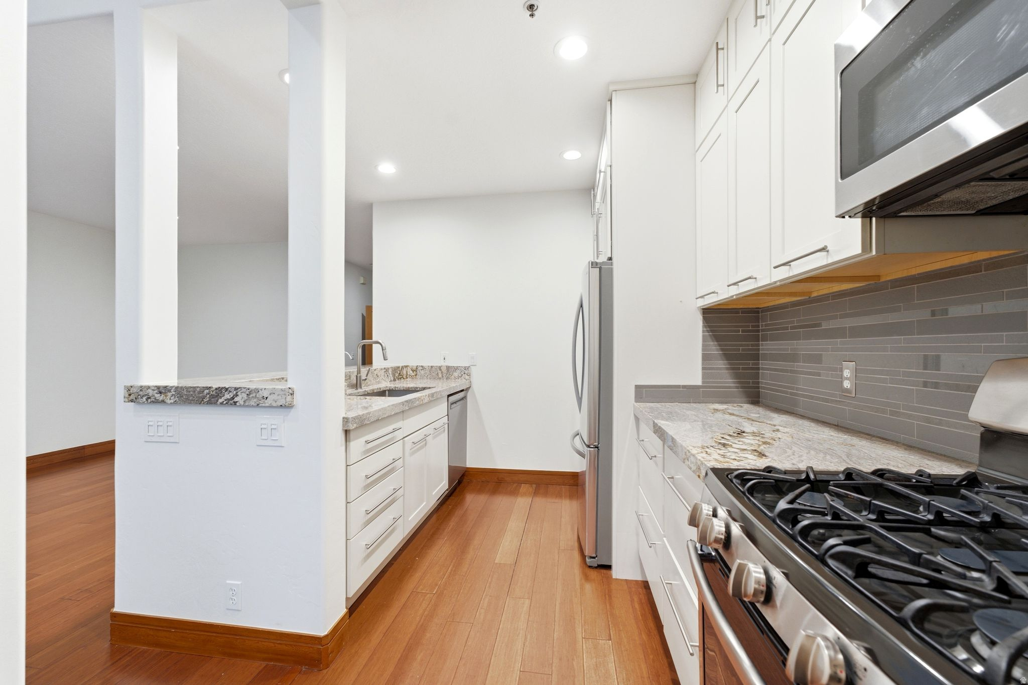 COVE AT EAGLE MOUNTAIN - Residential