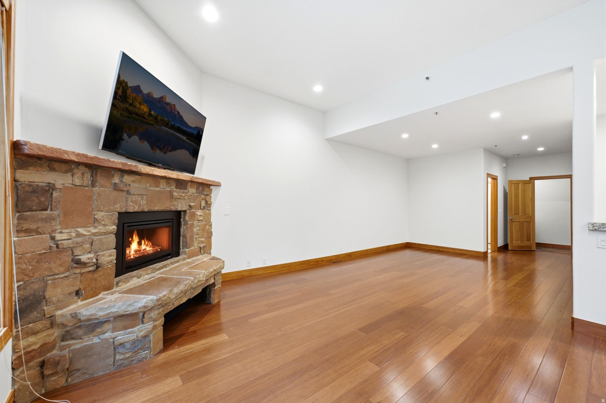 COVE AT EAGLE MOUNTAIN - Residential