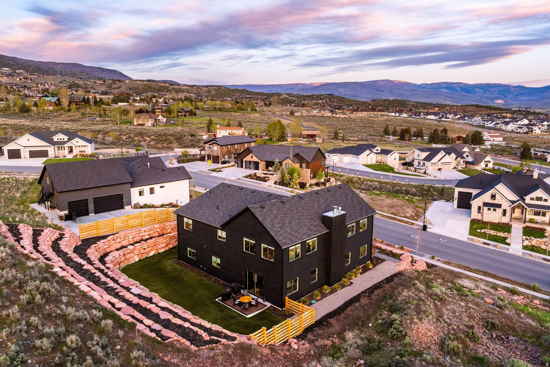 VALLEY HEIGHTS - Residential