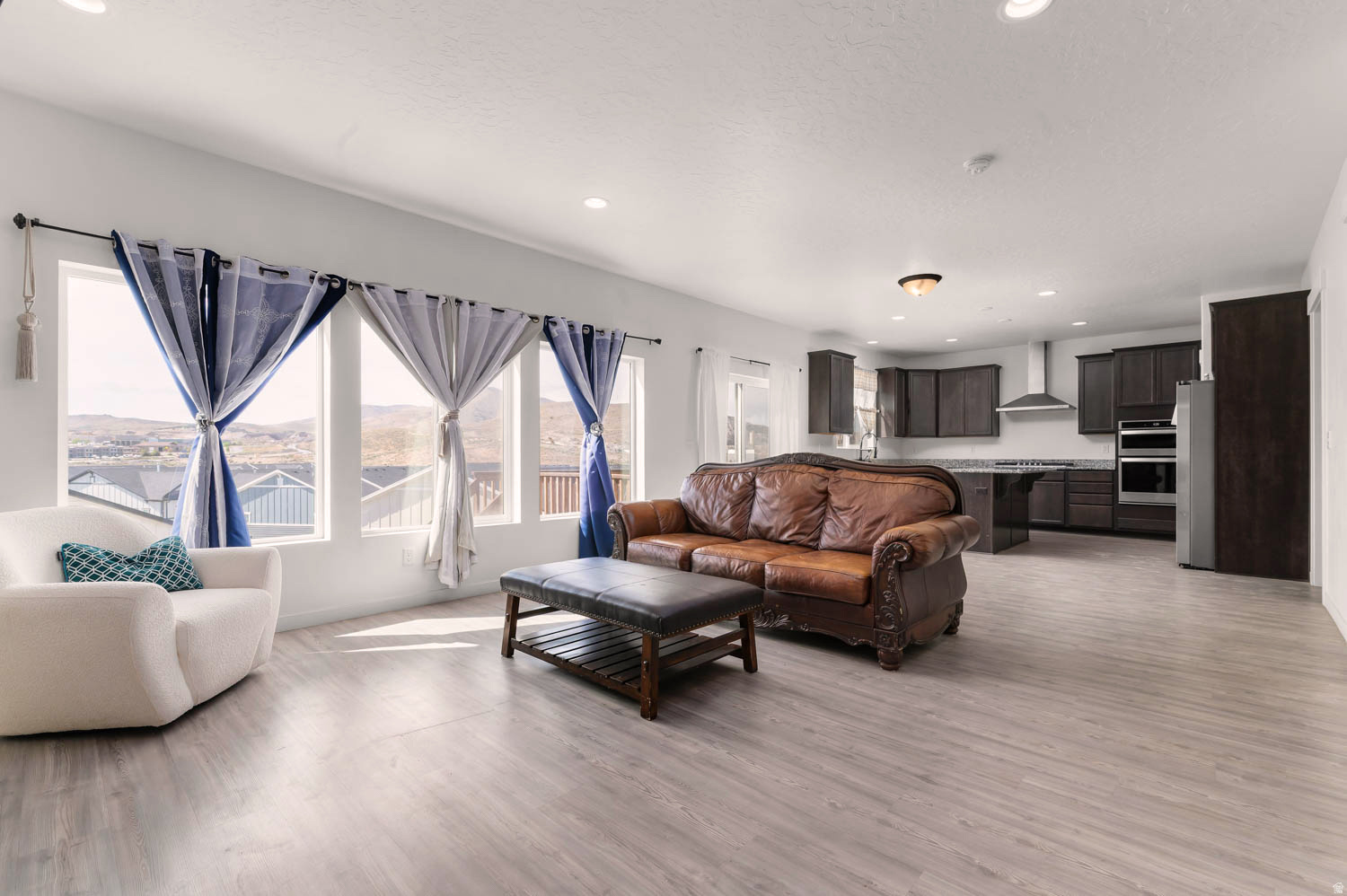 SCENIC MOUNTAIN - Residential