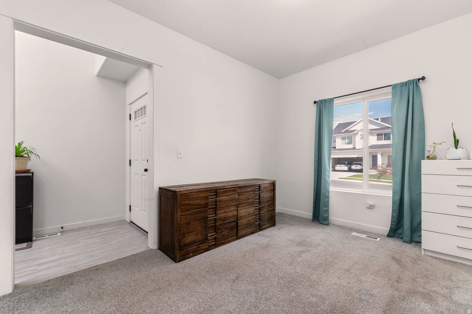 SCENIC MOUNTAIN - Residential
