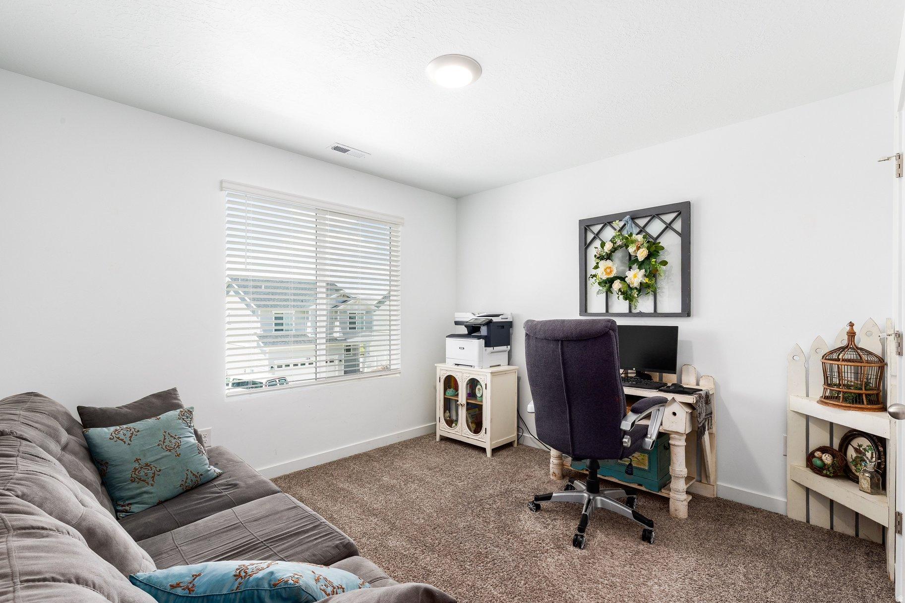 FOOTHILL VILLAGE - Residential