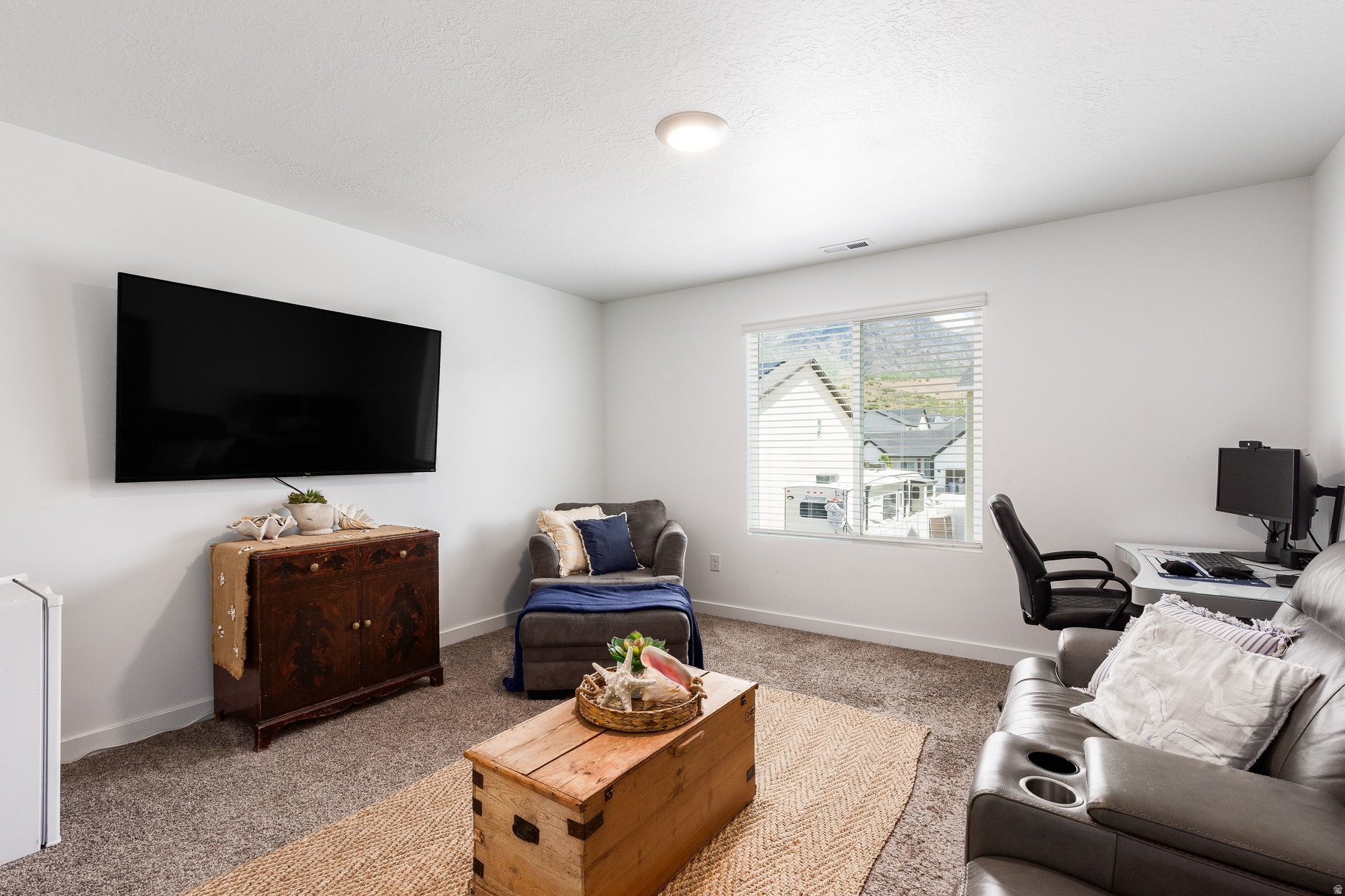 FOOTHILL VILLAGE - Residential