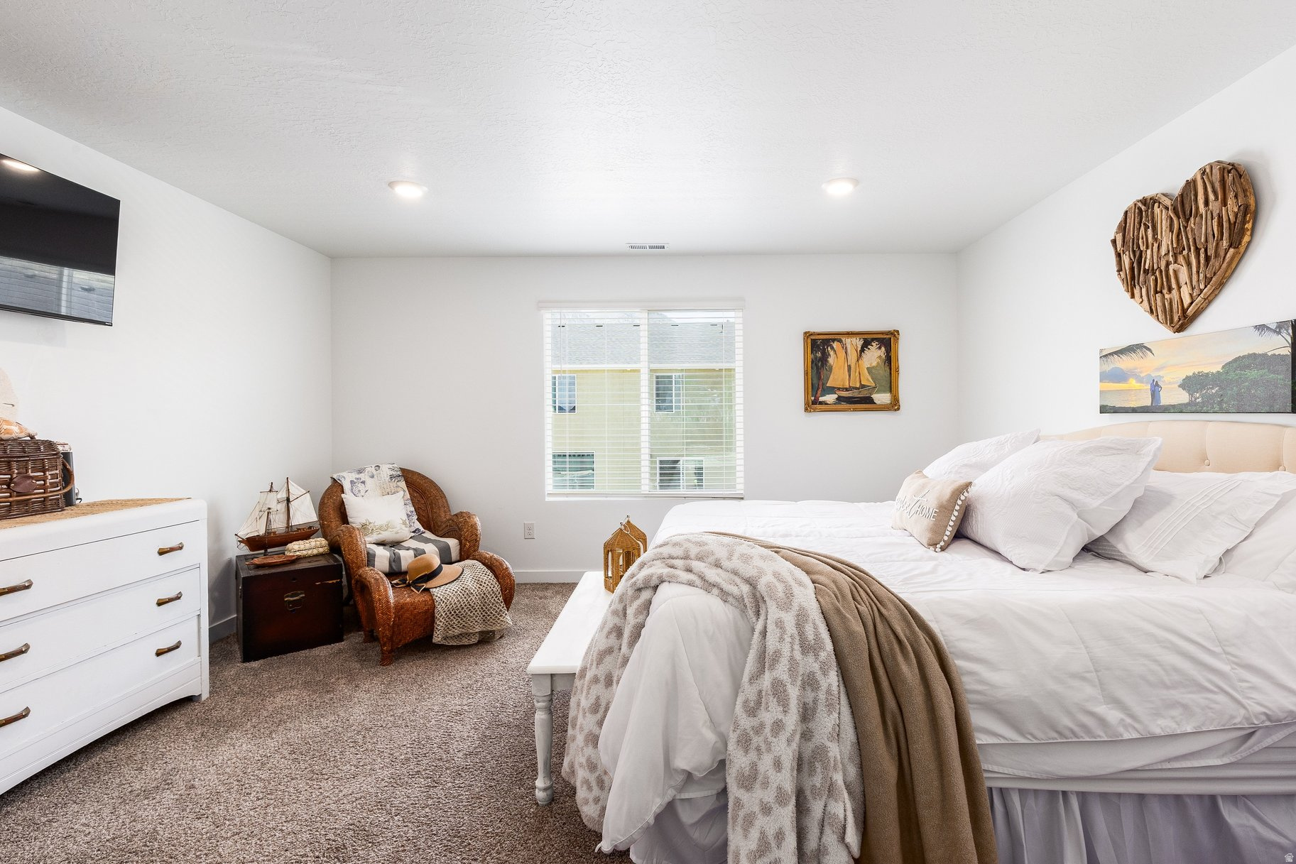 FOOTHILL VILLAGE - Residential
