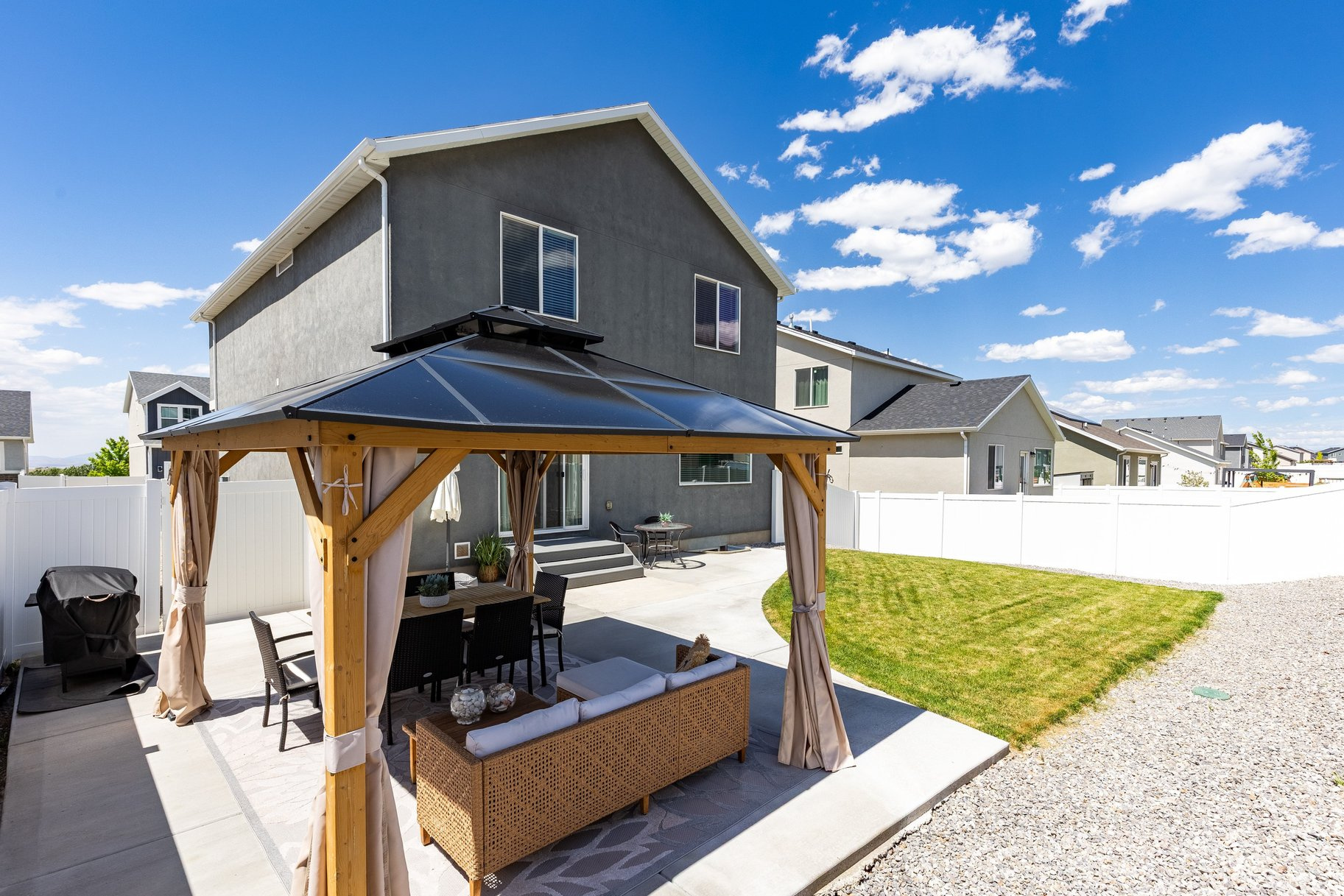 FOOTHILL VILLAGE - Residential