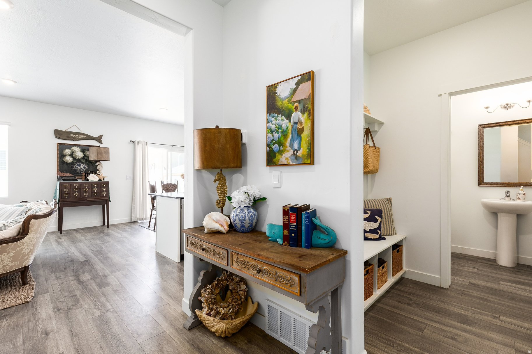 FOOTHILL VILLAGE - Residential
