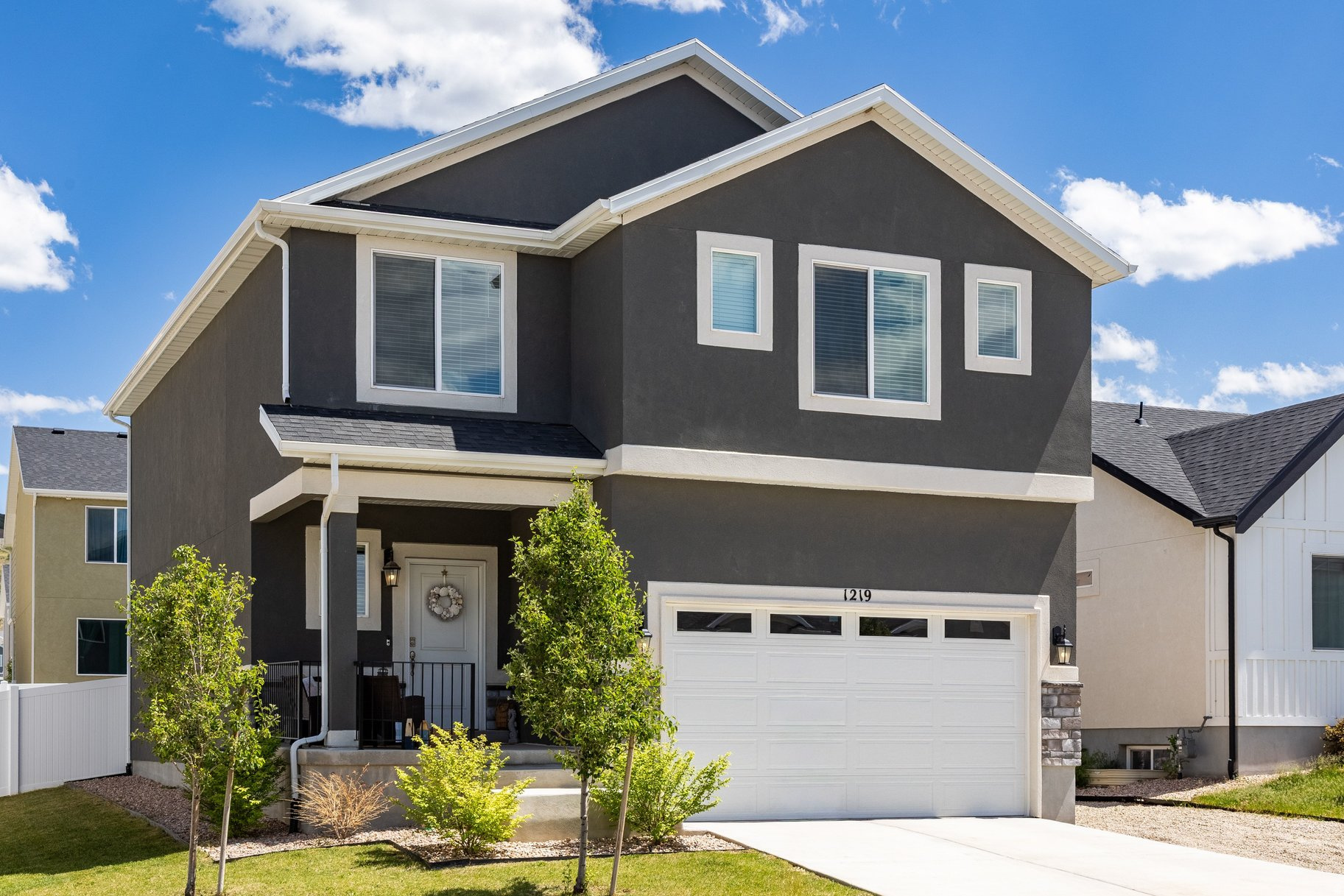 FOOTHILL VILLAGE - Residential