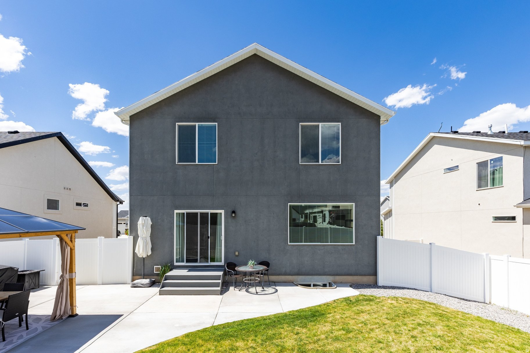 FOOTHILL VILLAGE - Residential