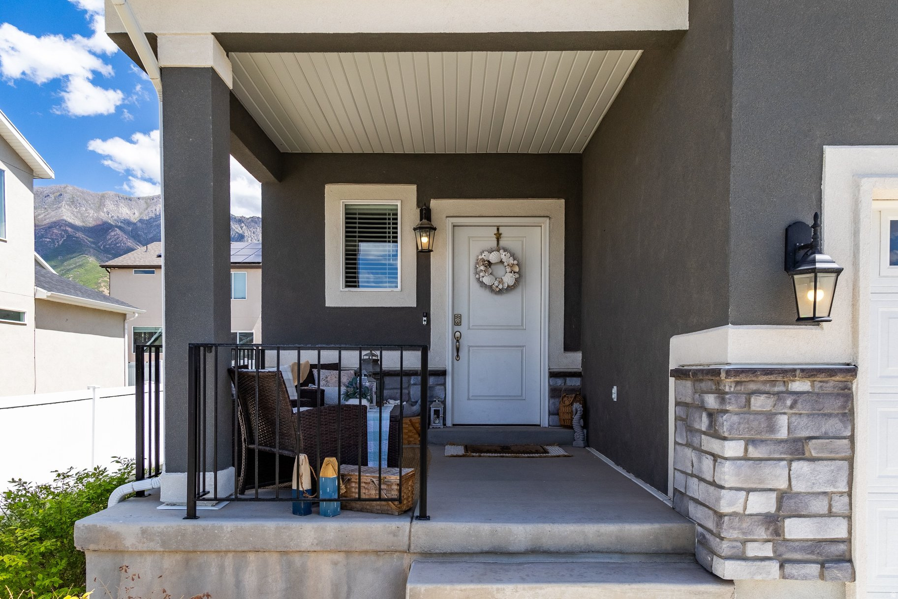 FOOTHILL VILLAGE - Residential
