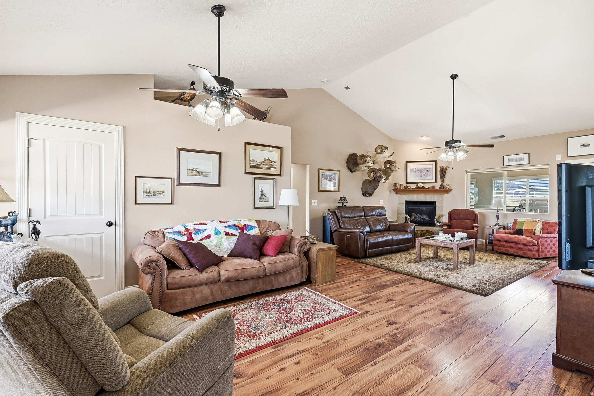 WEST VIEW ESTATES SUBDIVISION - Residential