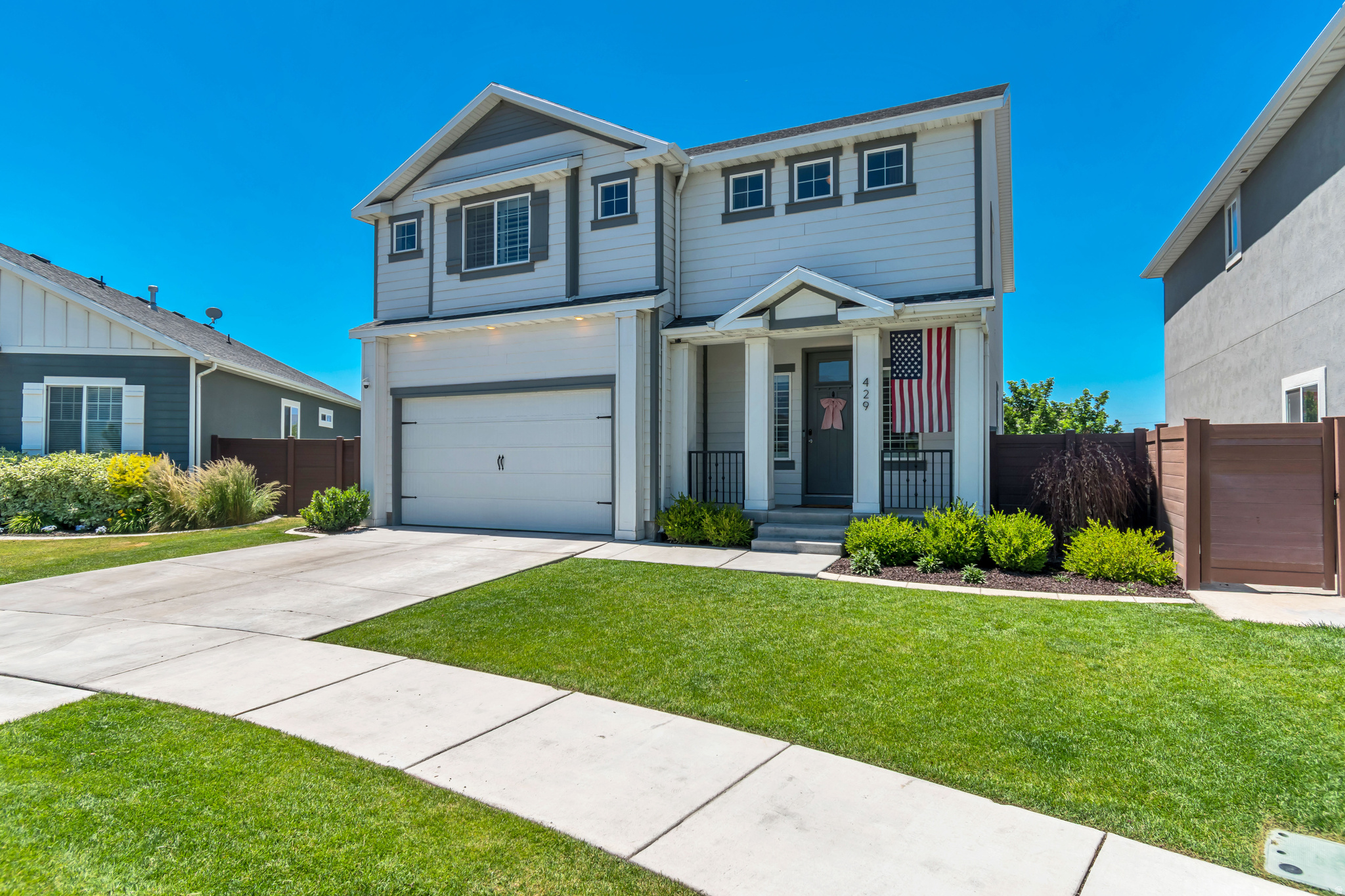 CASCADE AT WATERS EDGE - Residential