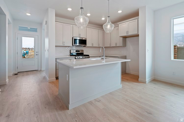 RIDGE - Residential